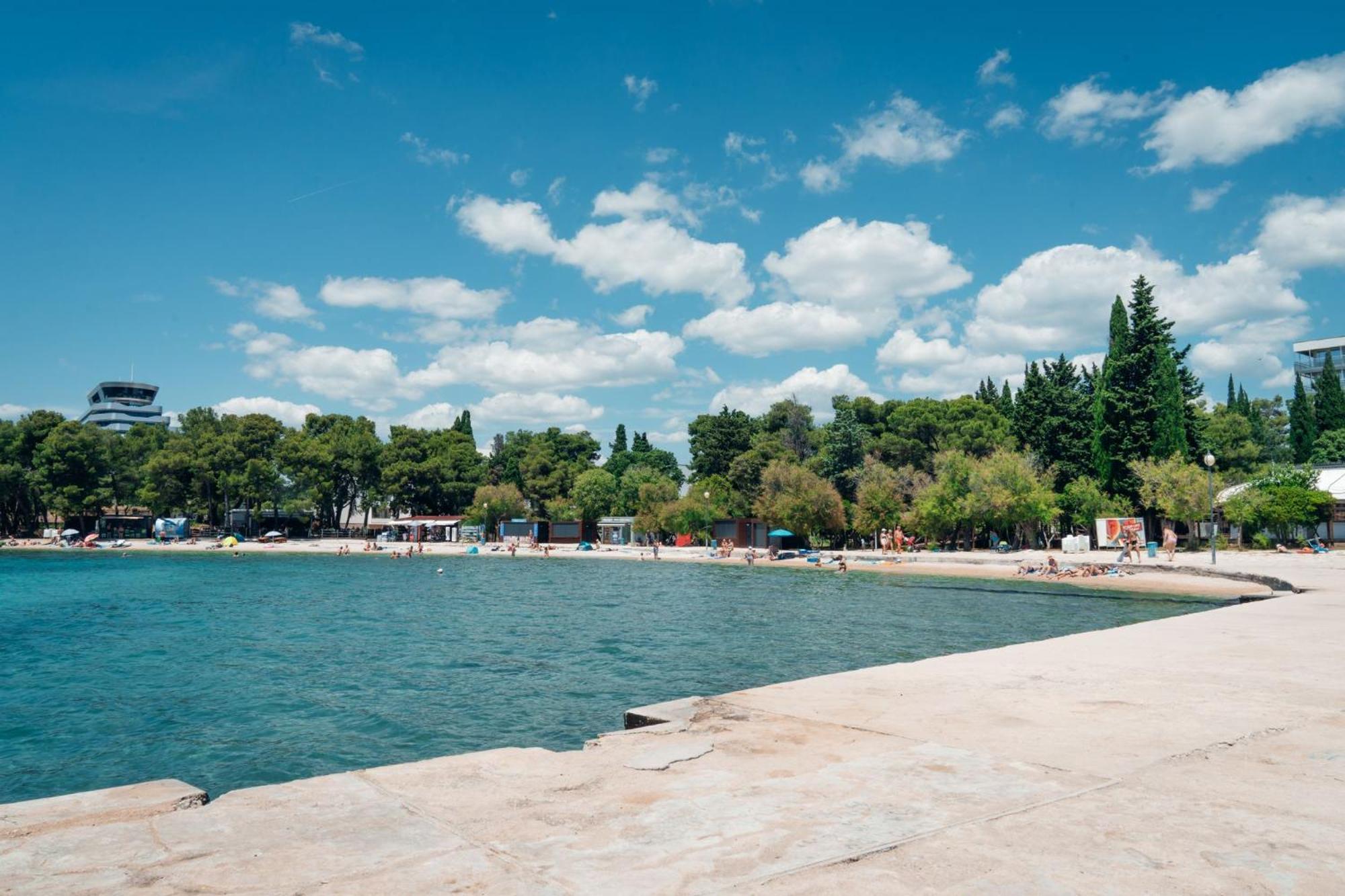 Croatia Camp Premium