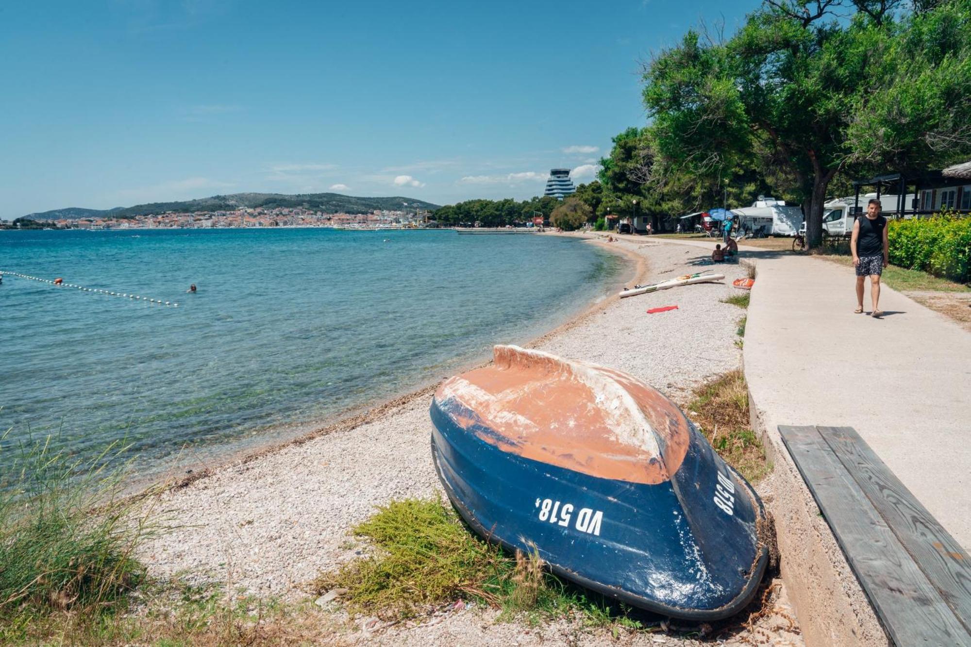 Croatia Camp Premium
