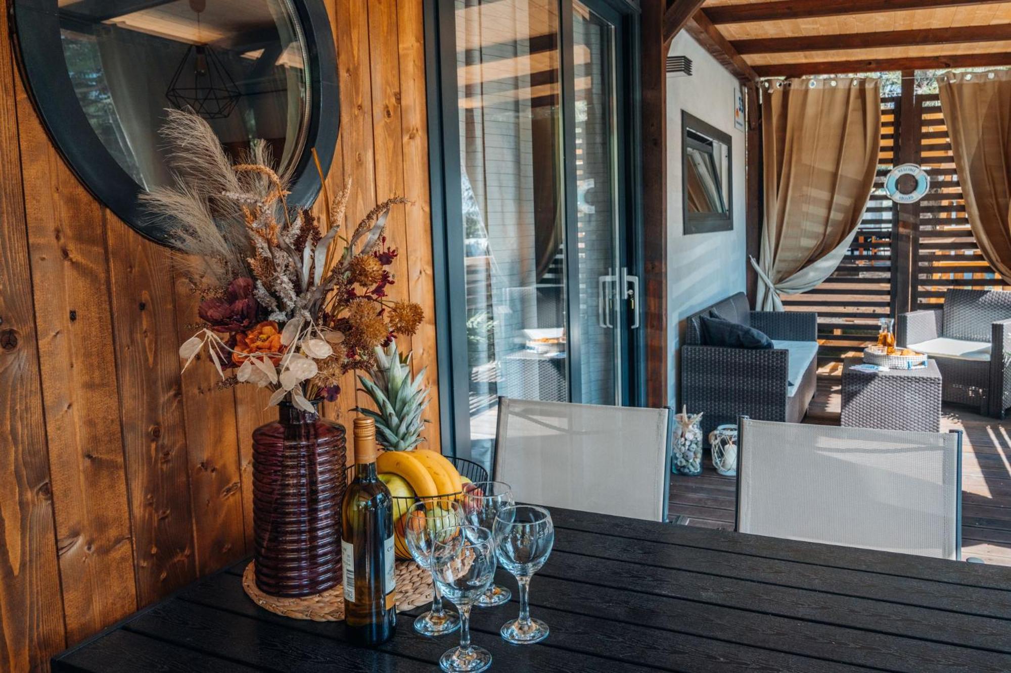 Croatia Camp Premium