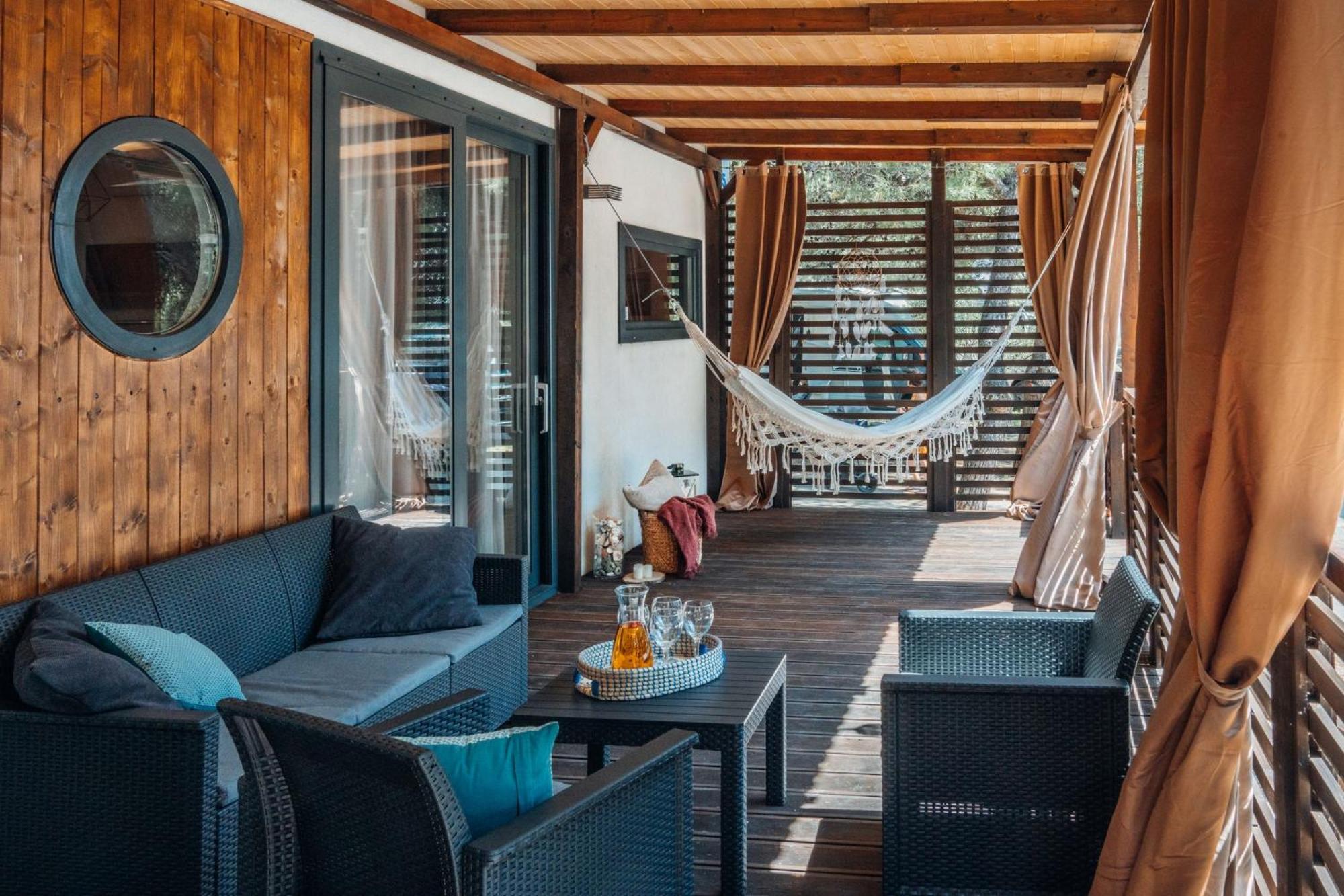 Croatia Camp Premium