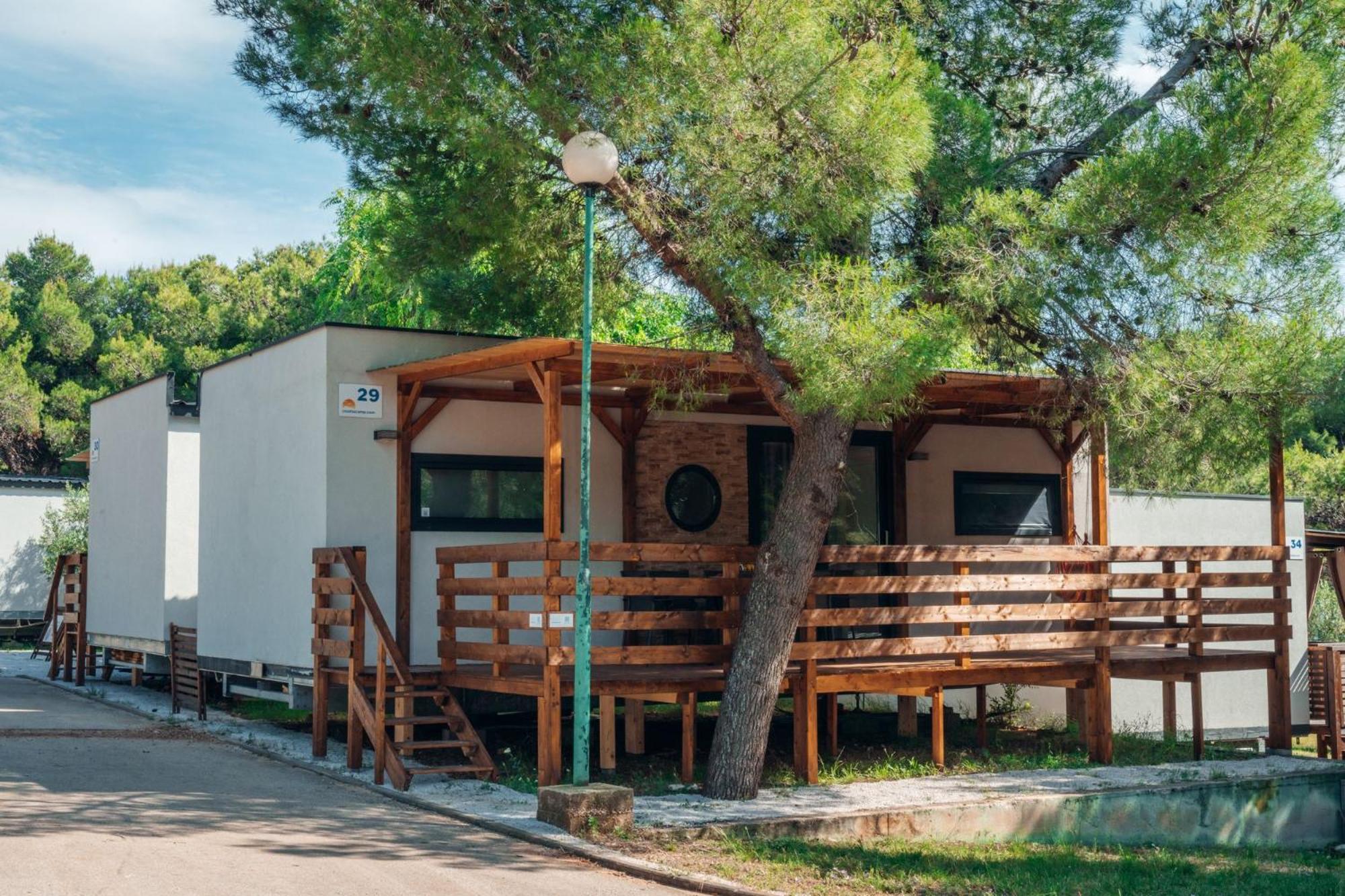 Croatia Camp Premium