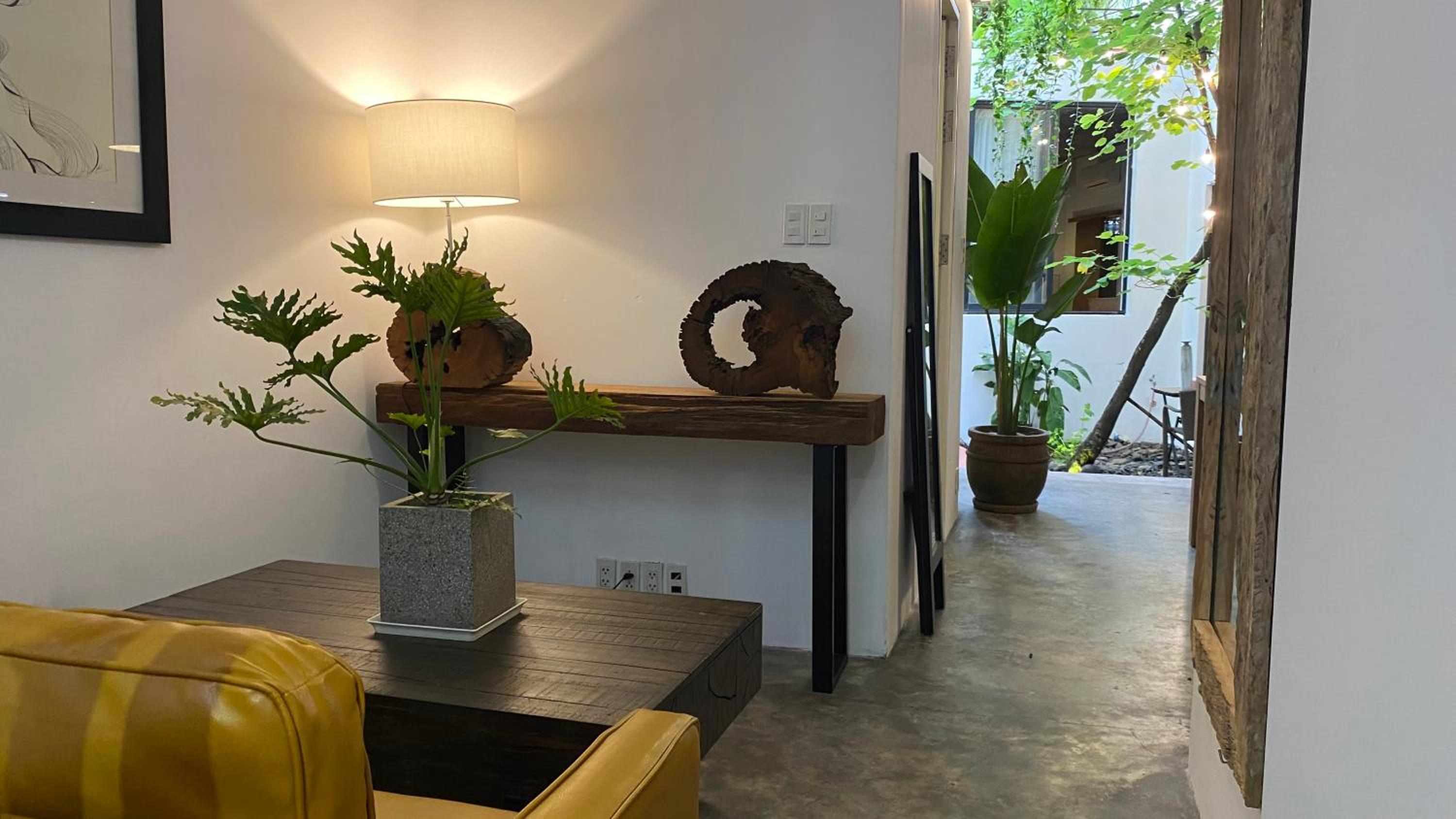 Notre Maison 8 Saigon close Landmark 81 building