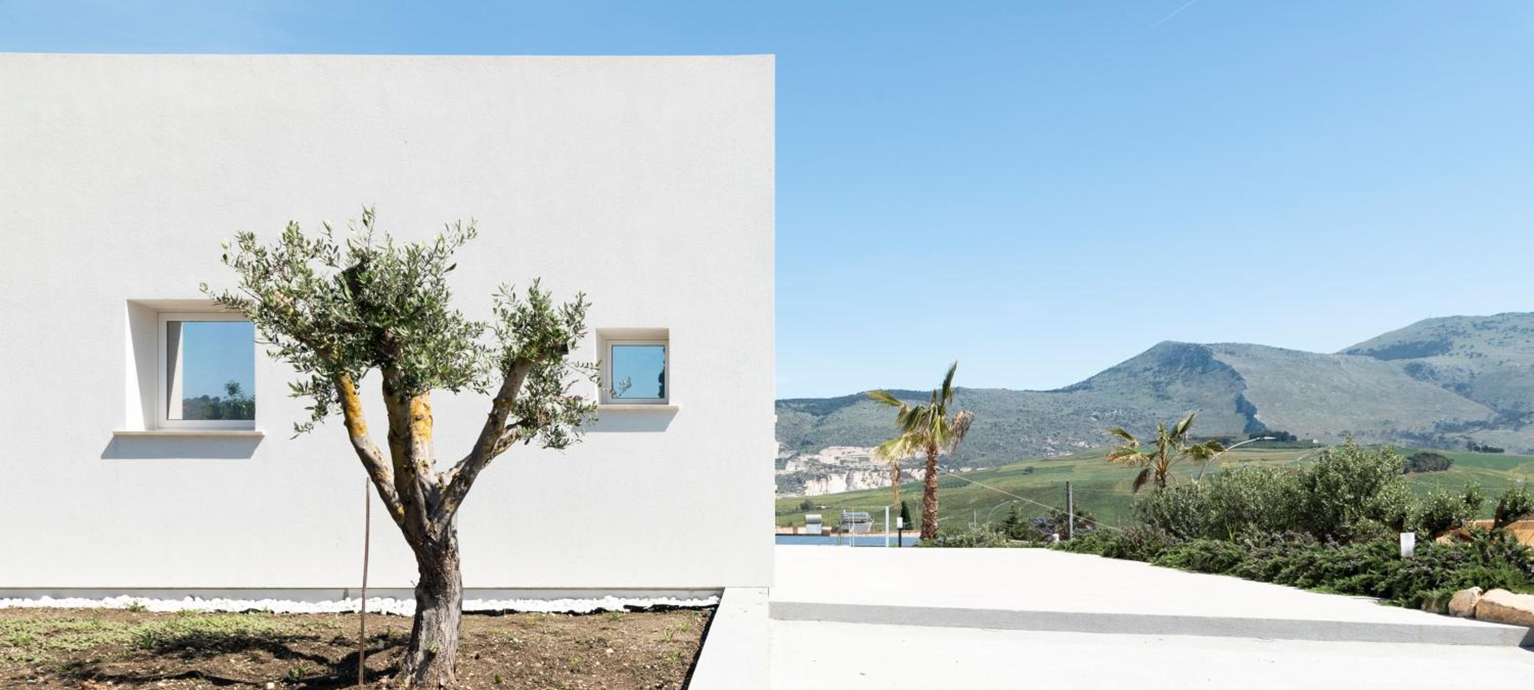 Relais Donna Tana view 2