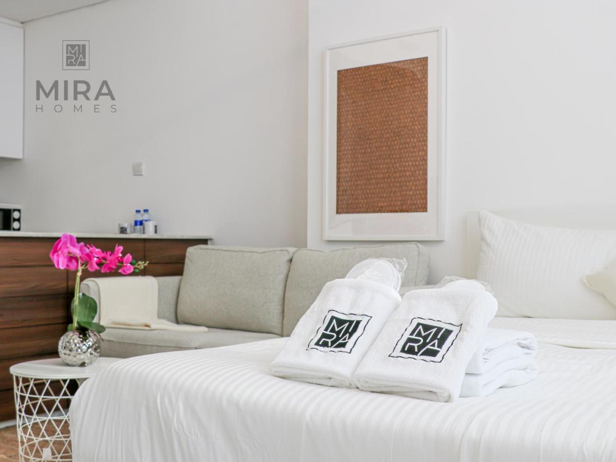 Mira Holiday Homes - Fully furnished studio in JVC