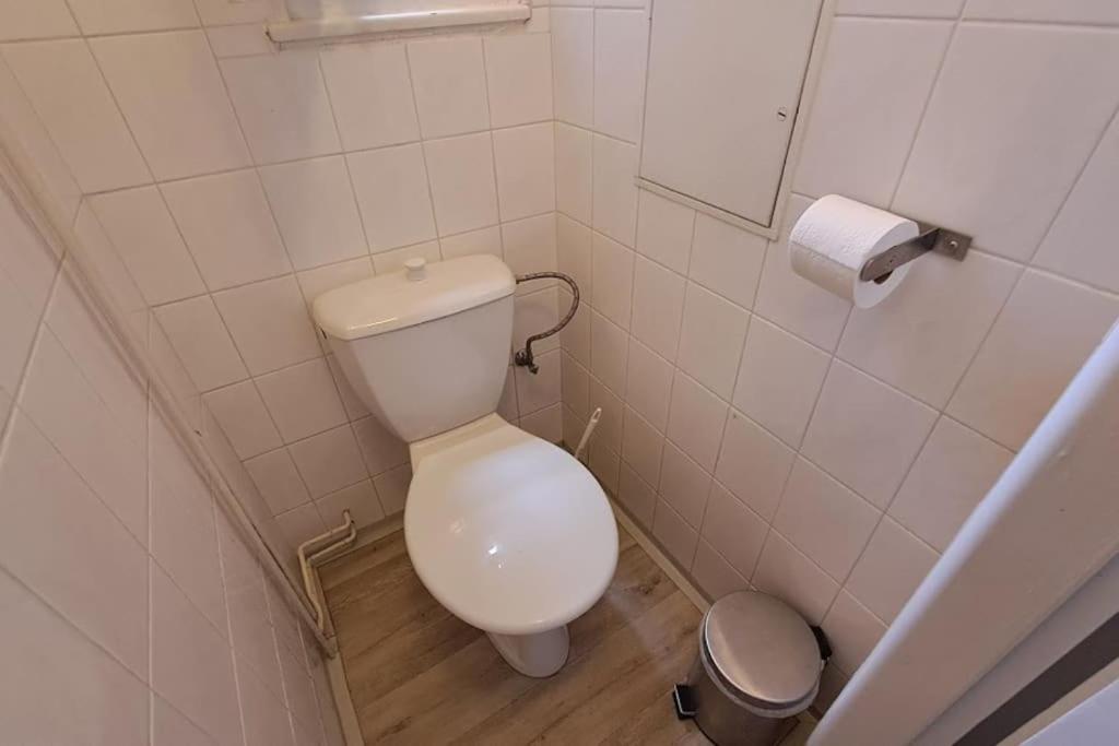 Flat in Zizkov with free underground parking -501-