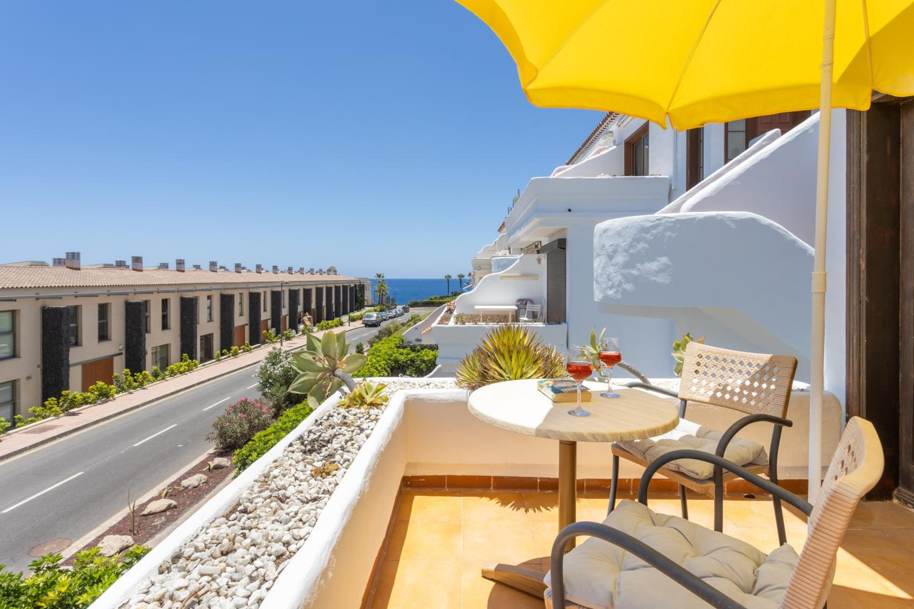 Luxury Seaside Retreat