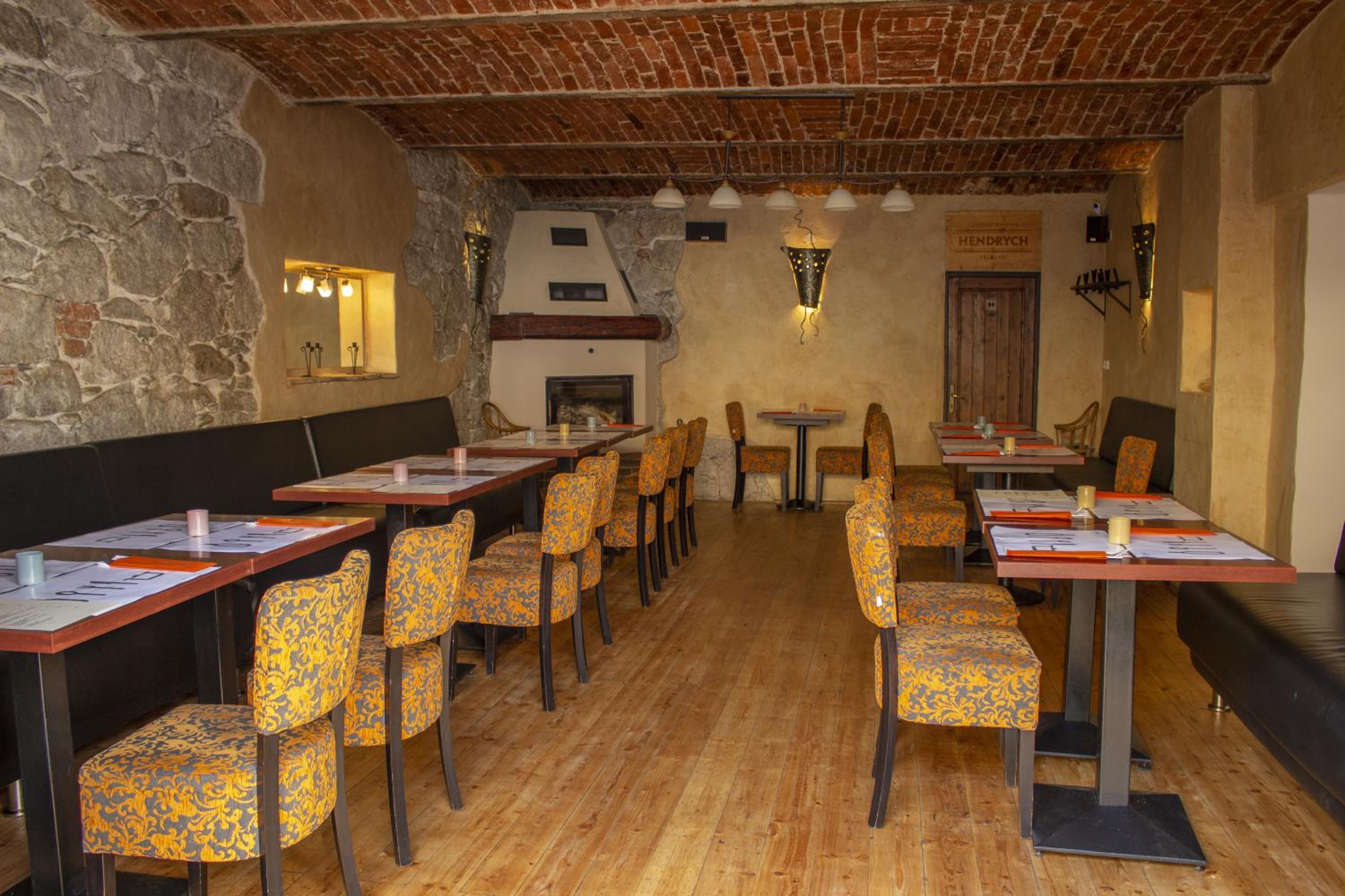 Hotel Lomnice