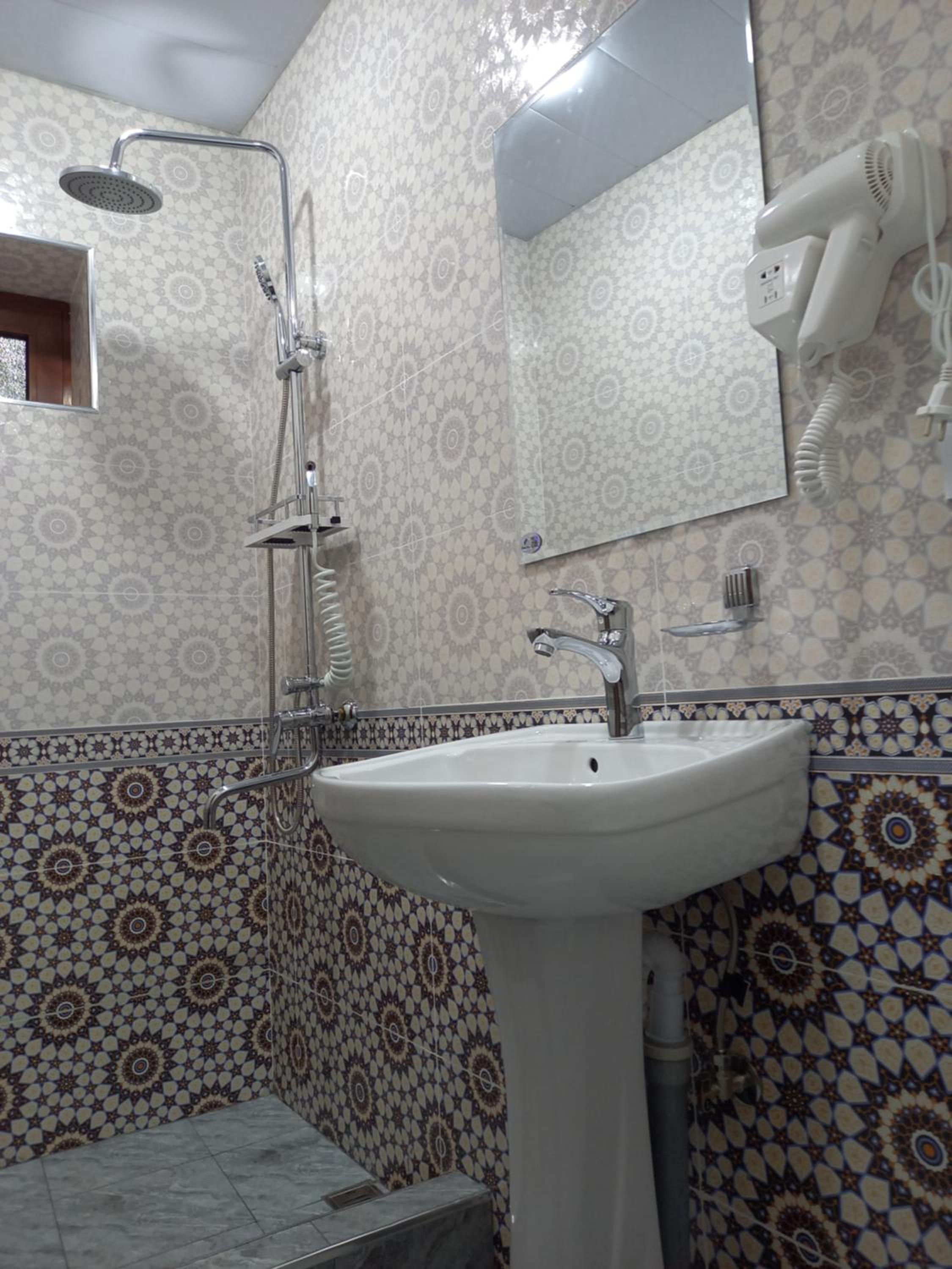 Guest house Zebiniso