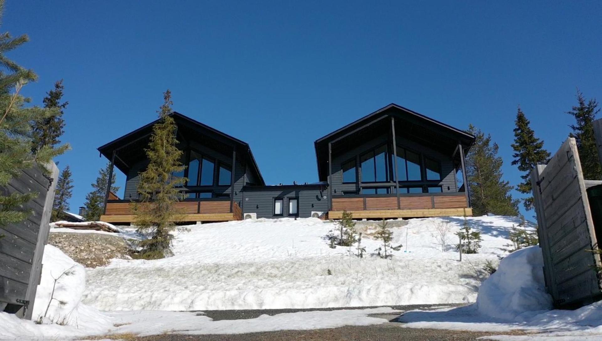 Hotel Ruka Twin 3 bedroom Villa with Jacuzzi by Rukalodges - Image 1