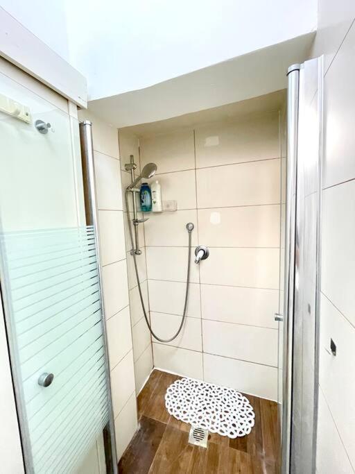 Bat Galim BEACH apartment