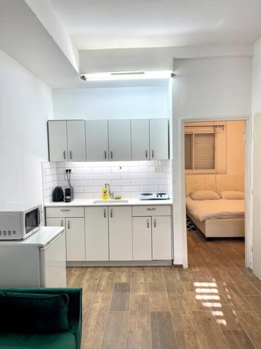 Bat Galim BEACH apartment