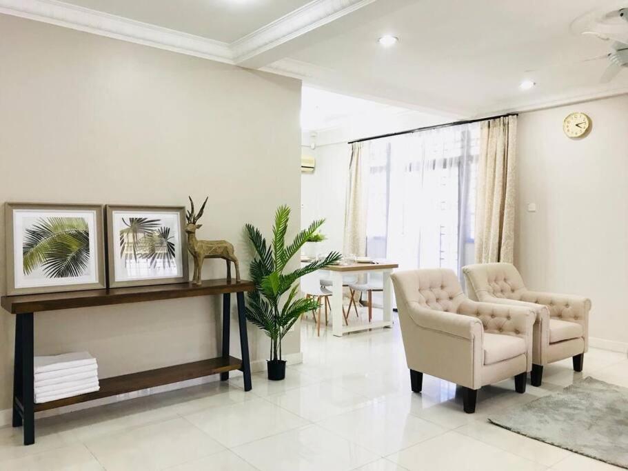 Family 4BR Landed House @ SPICE ARENA photo 1