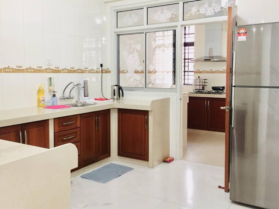 Family 4BR Landed House @ SPICE ARENA photo 6