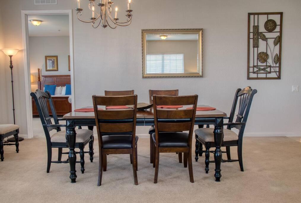 Vista Cay Luxury 3BR Condo