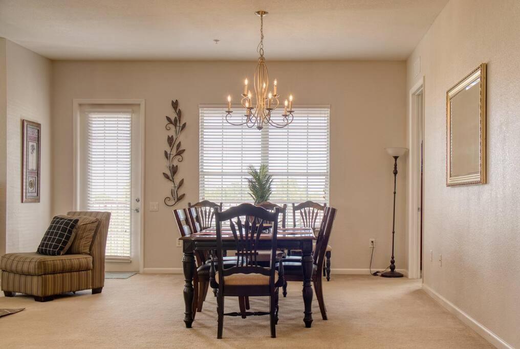 Vista Cay Luxury 3BR Condo