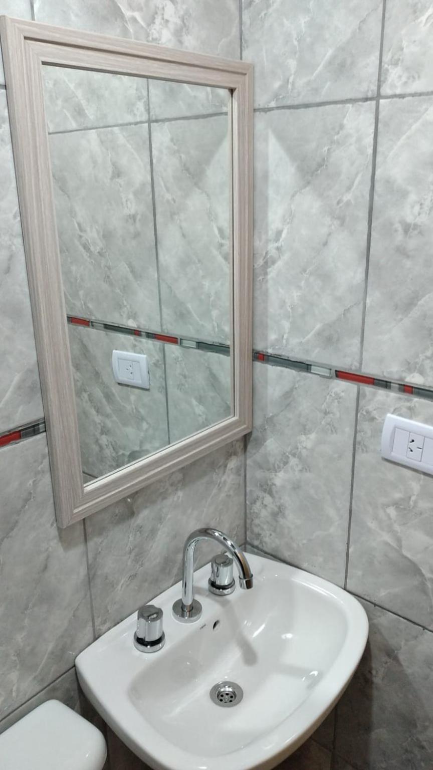 VC Habitaciones básicas con baño privado Nro 1, 4 y 5 Serena Alojamientos