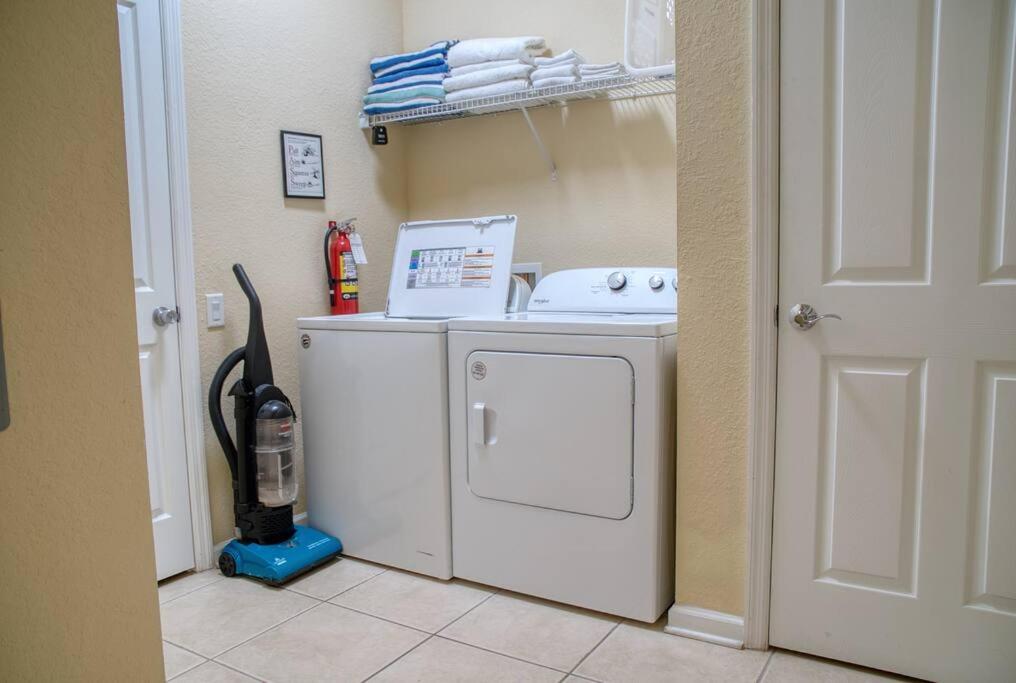 Vista Cay Luxury 3BR Condo