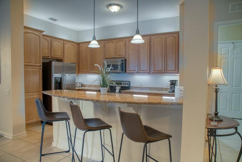 Vista Cay Luxury 3BR Condo