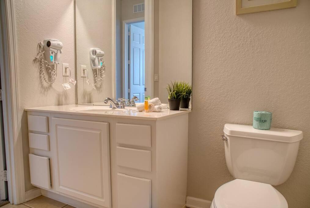 Vista Cay Luxury 3BR Condo