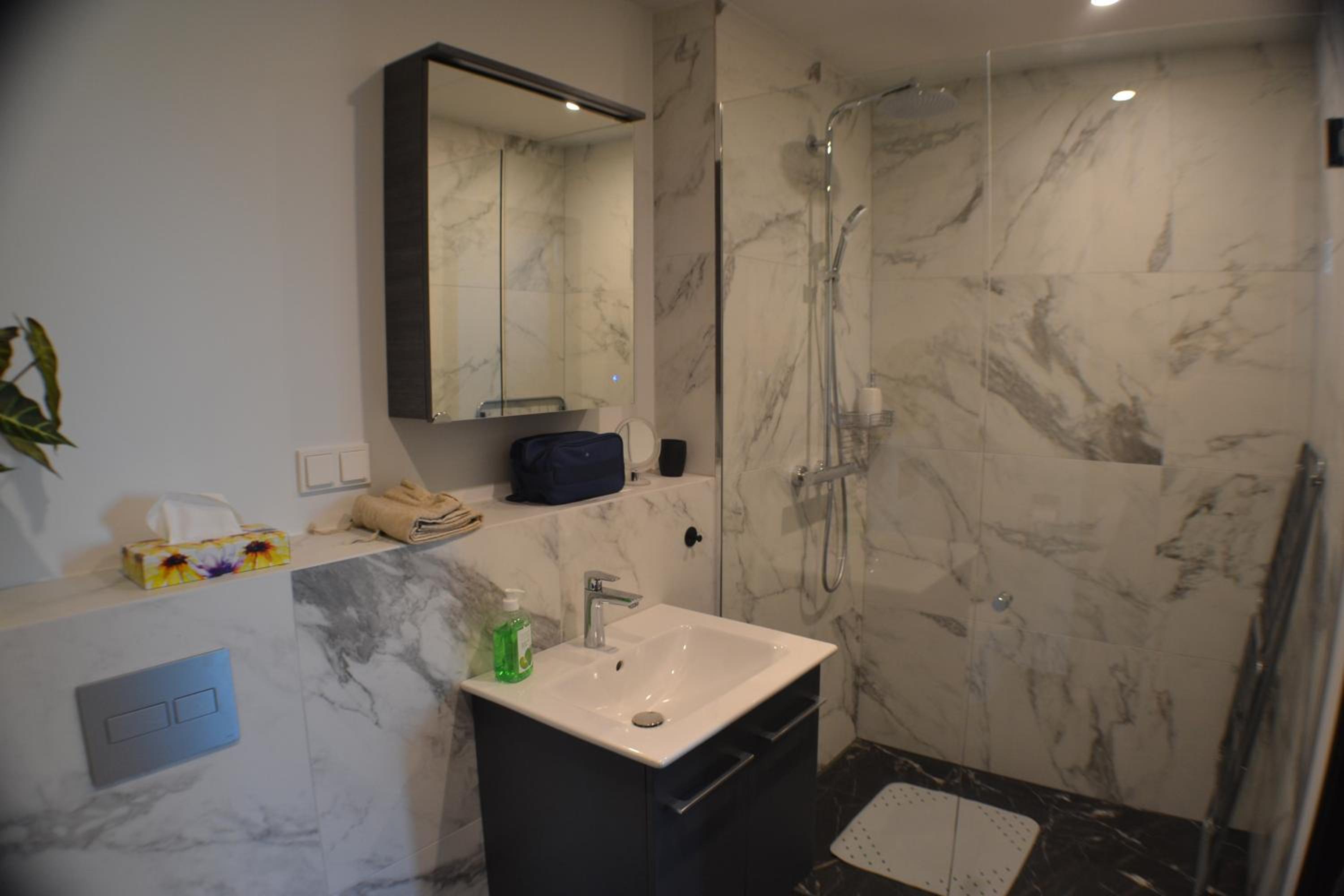 City Centre River View Apartment