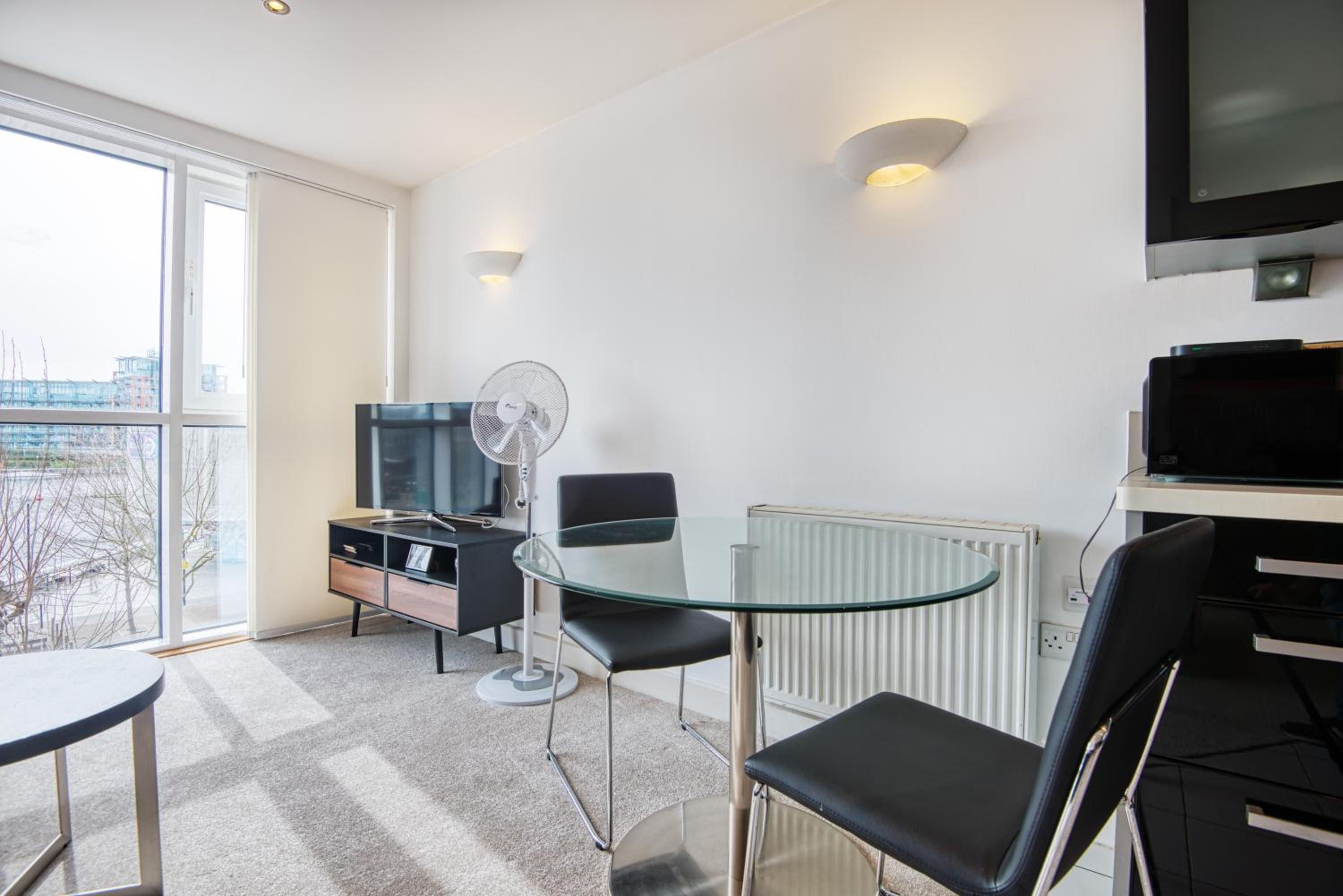 Austin David Apartments ExCeL