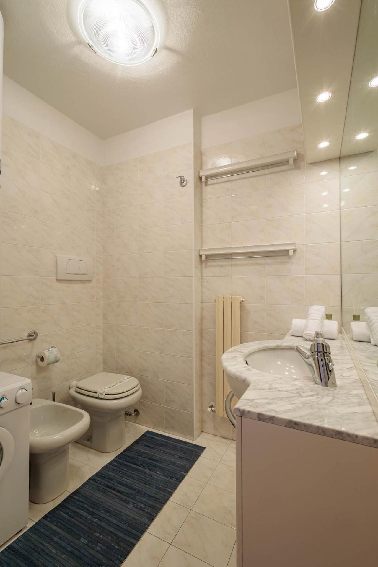 REVO Apartments - CA' DI SCIUR view 3