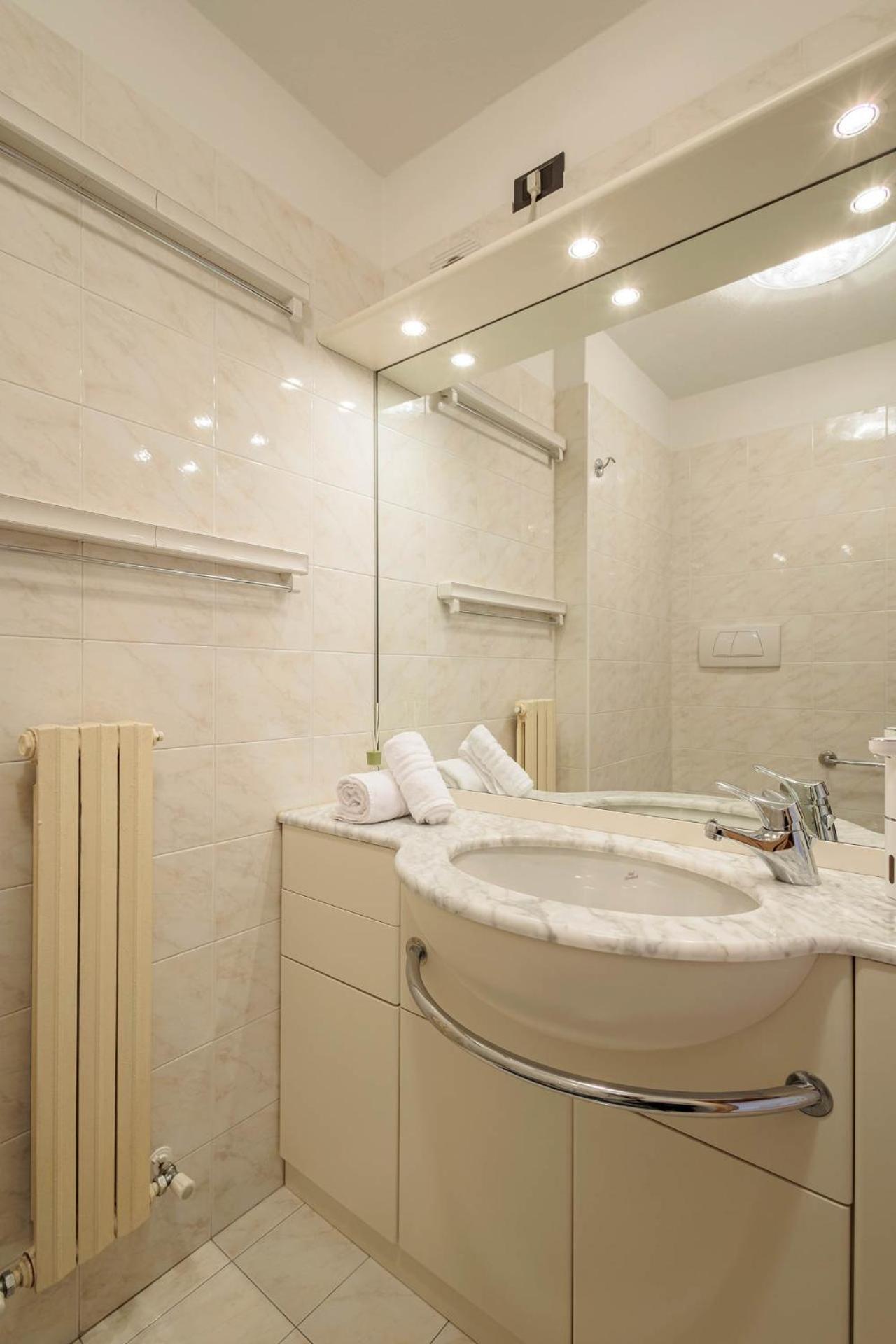 REVO Apartments - CA' DI SCIUR view 2