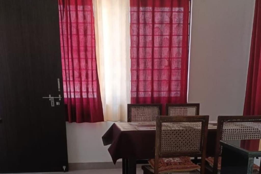 Henry's Home view 2
