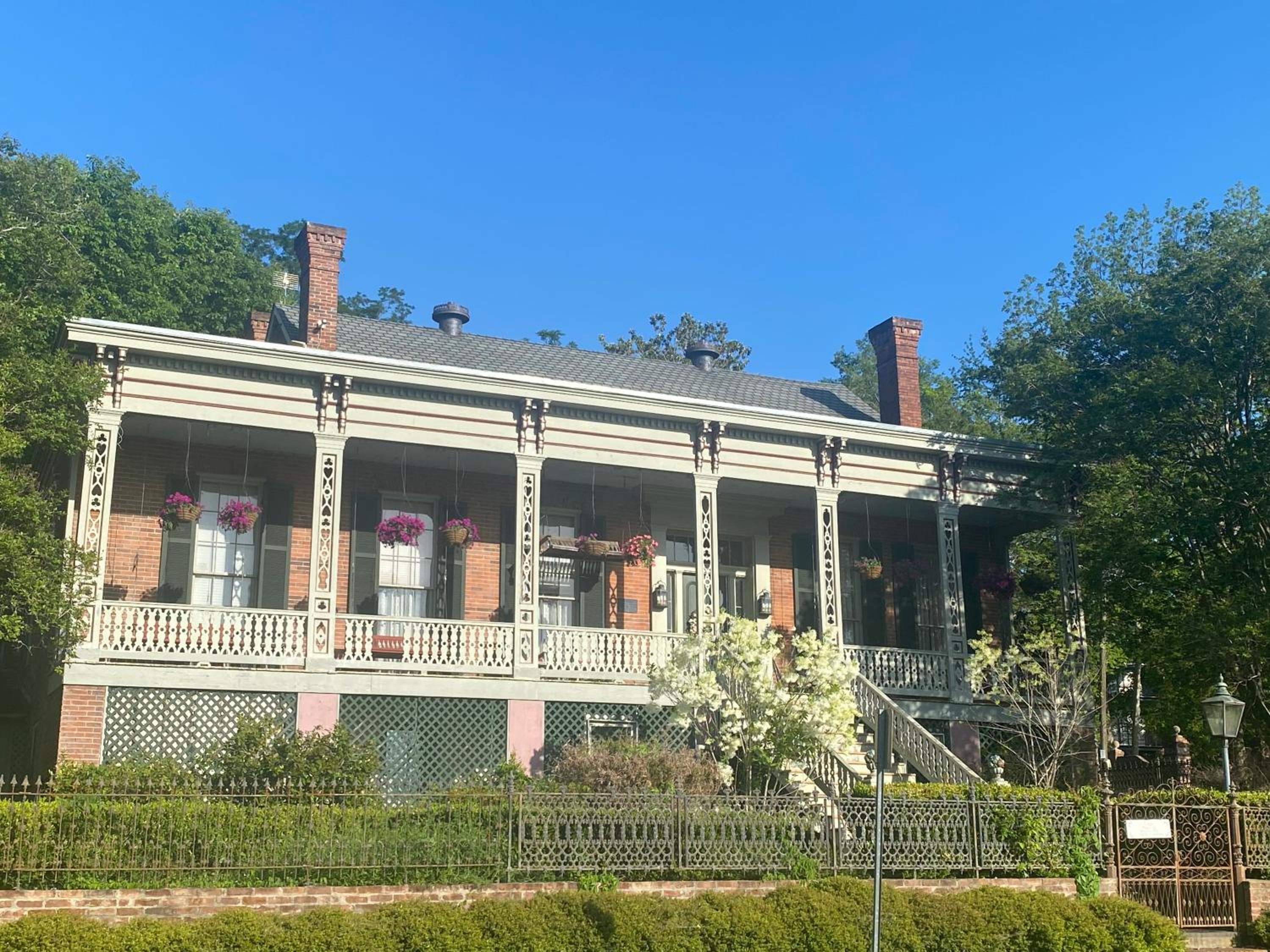 Corners Mansion Inn - A Bed and Breakfast