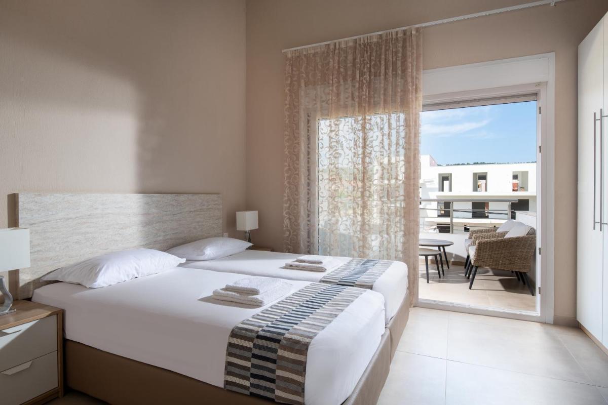 Sithonia Suites Luxury Apartments 4 Beds view 4