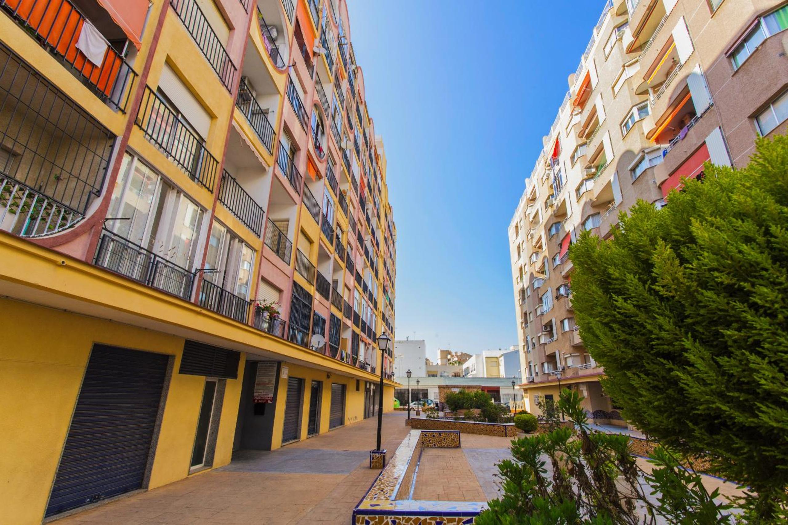 087 Sky Studio - Alicante Holiday view 5