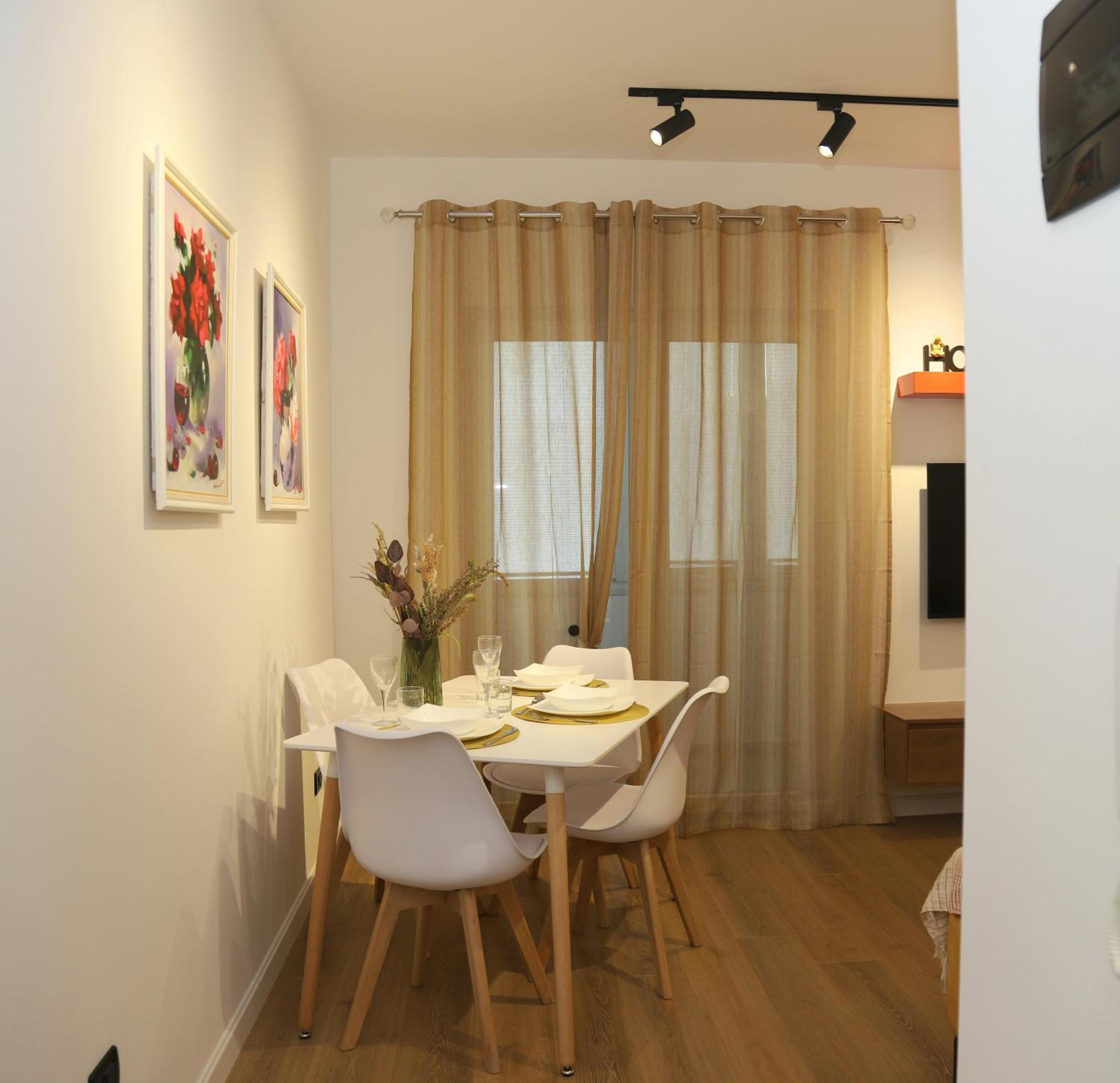 MJolly Apartment