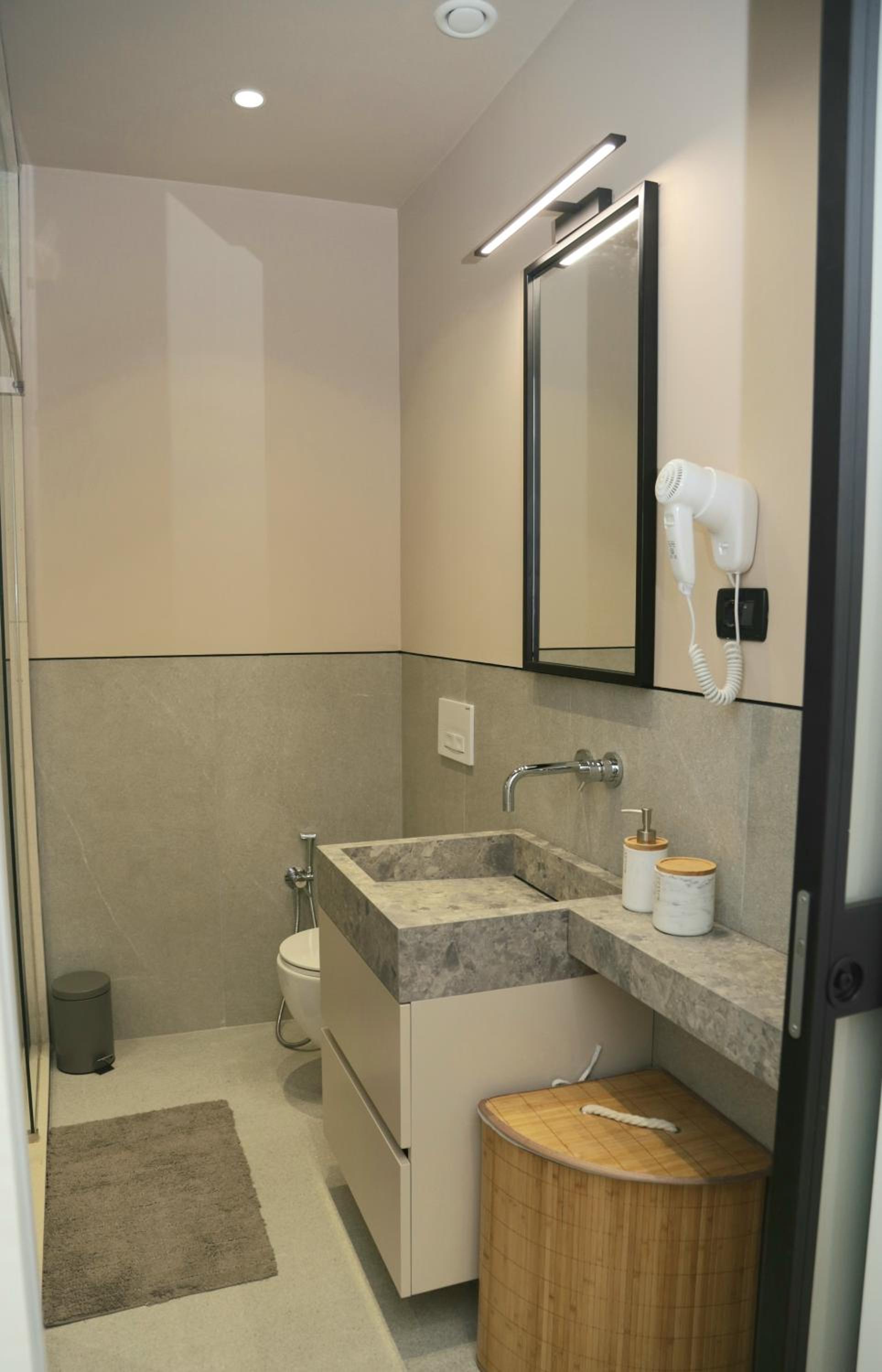 MJolly Apartment