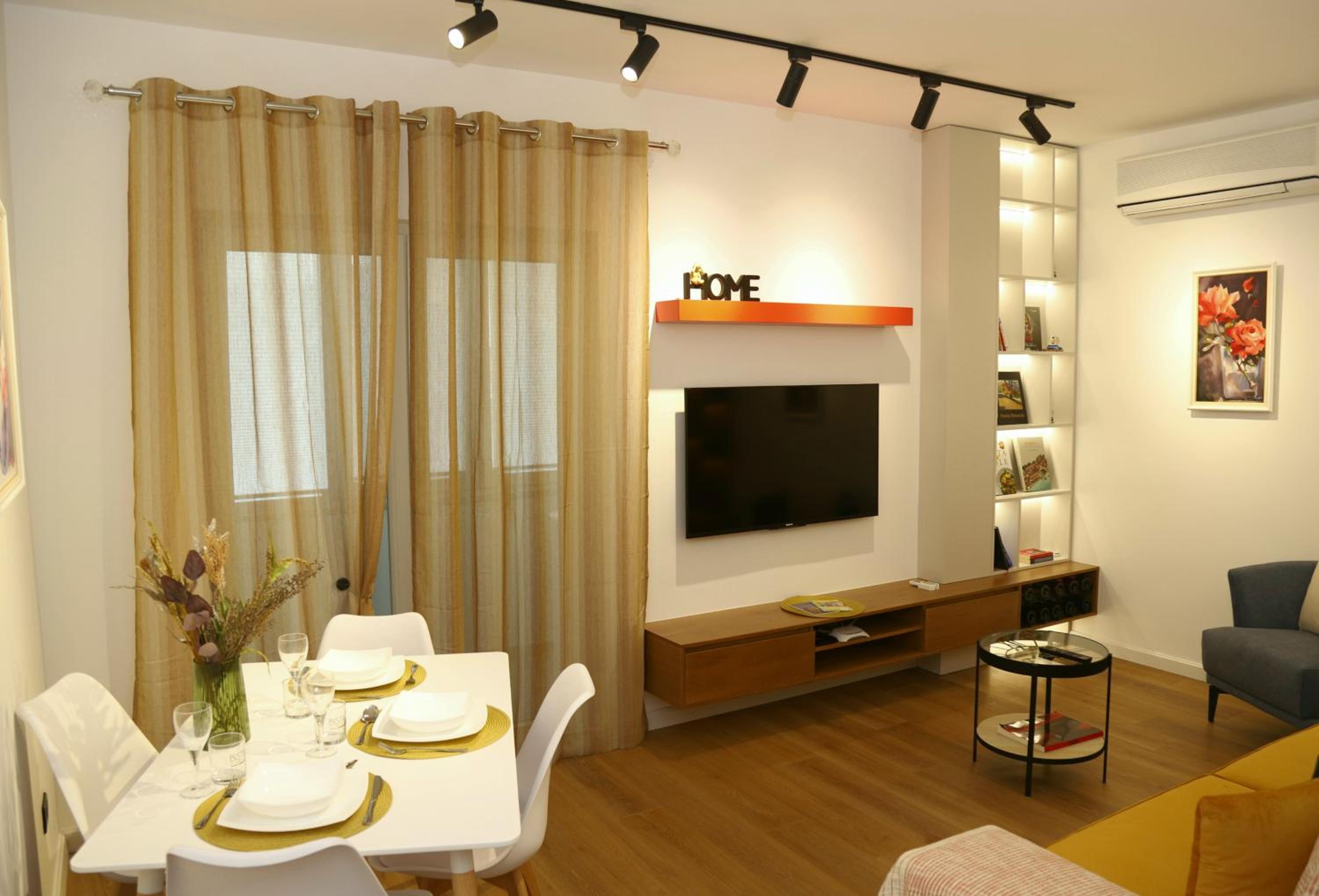MJolly Apartment