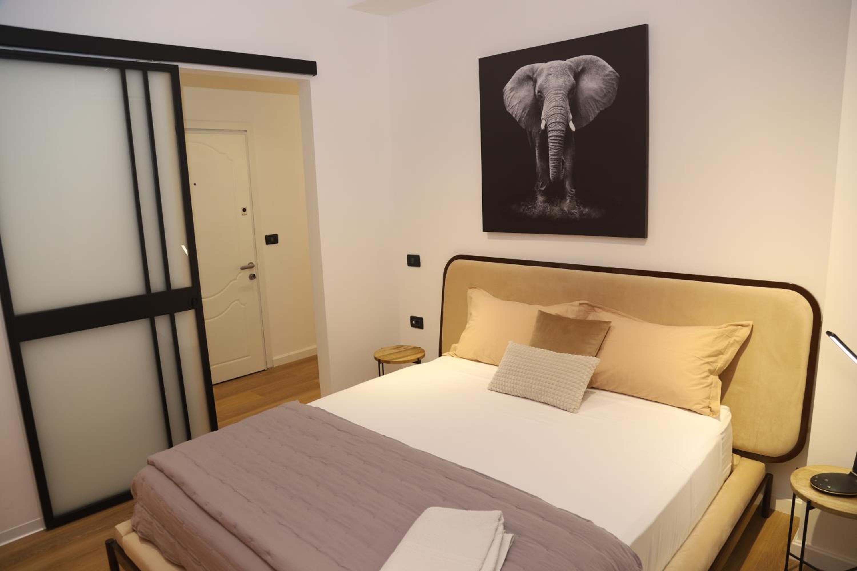 MJolly Apartment
