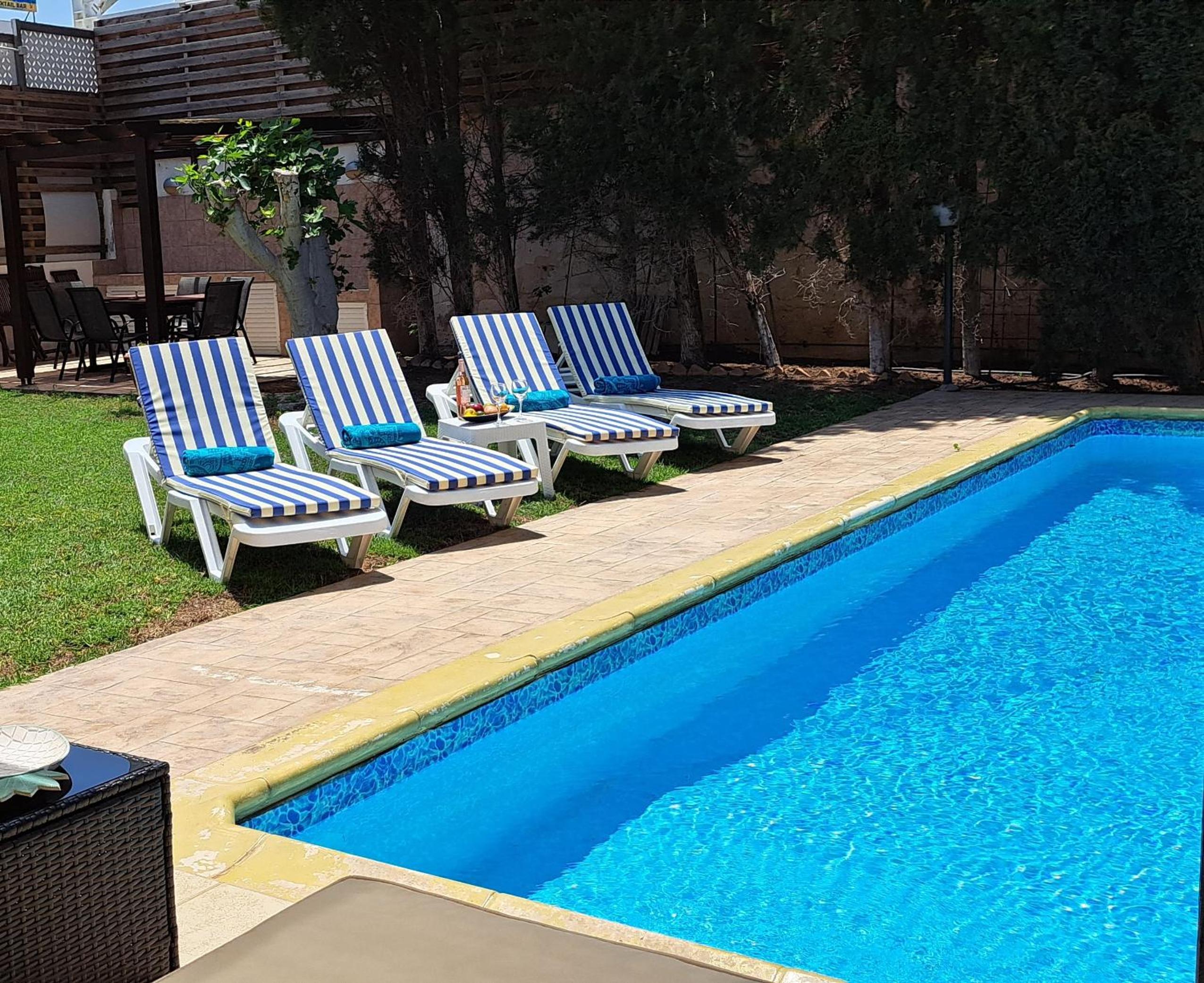VILLA MARINA BY FIG TREE BAY