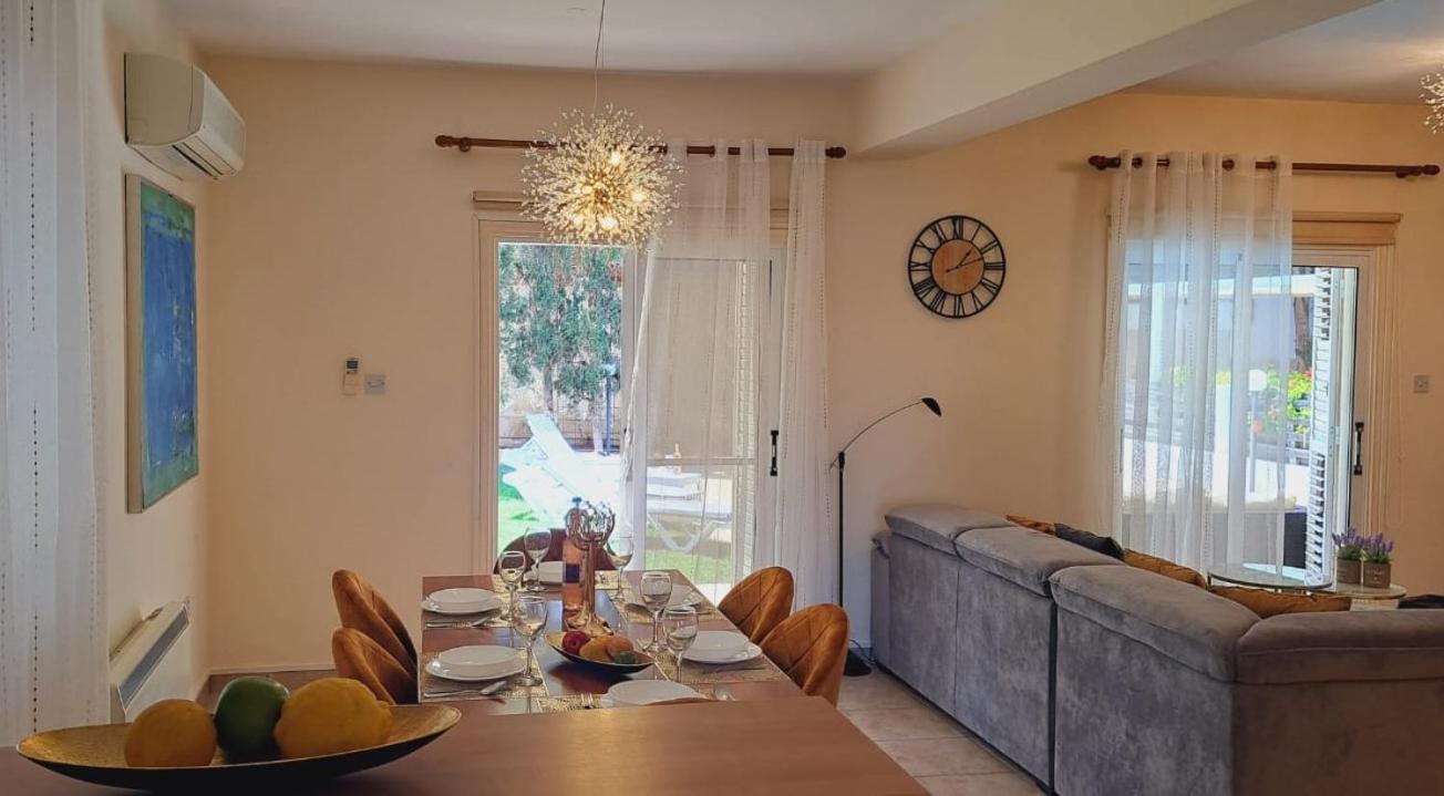 VILLA MARINA BY FIG TREE BAY