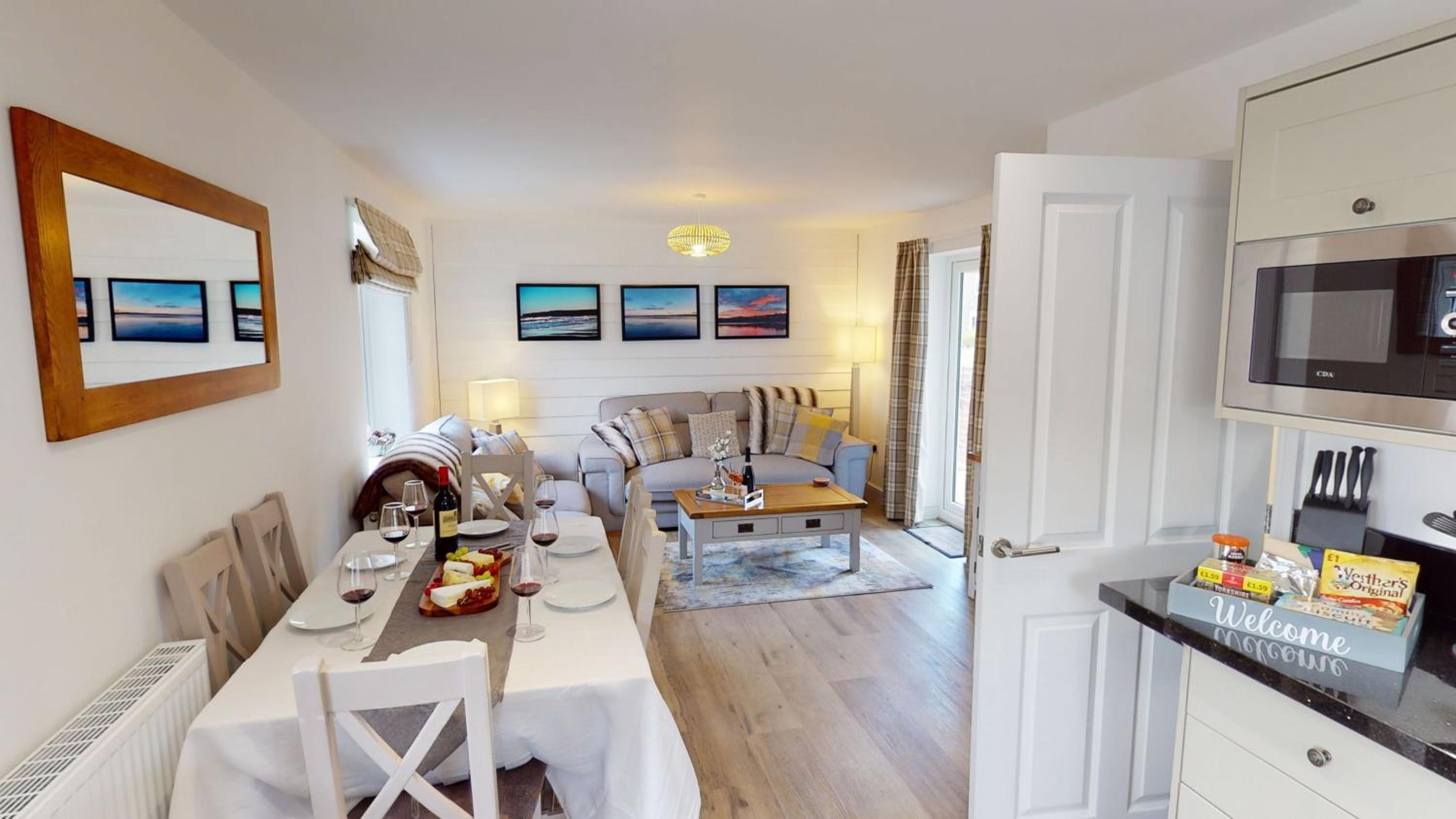 Aubergine Cottage - Part of the The Bay Filey Holiday Village with pool, gym and direct beach access, pub, restaurant, tennis and meadows walks