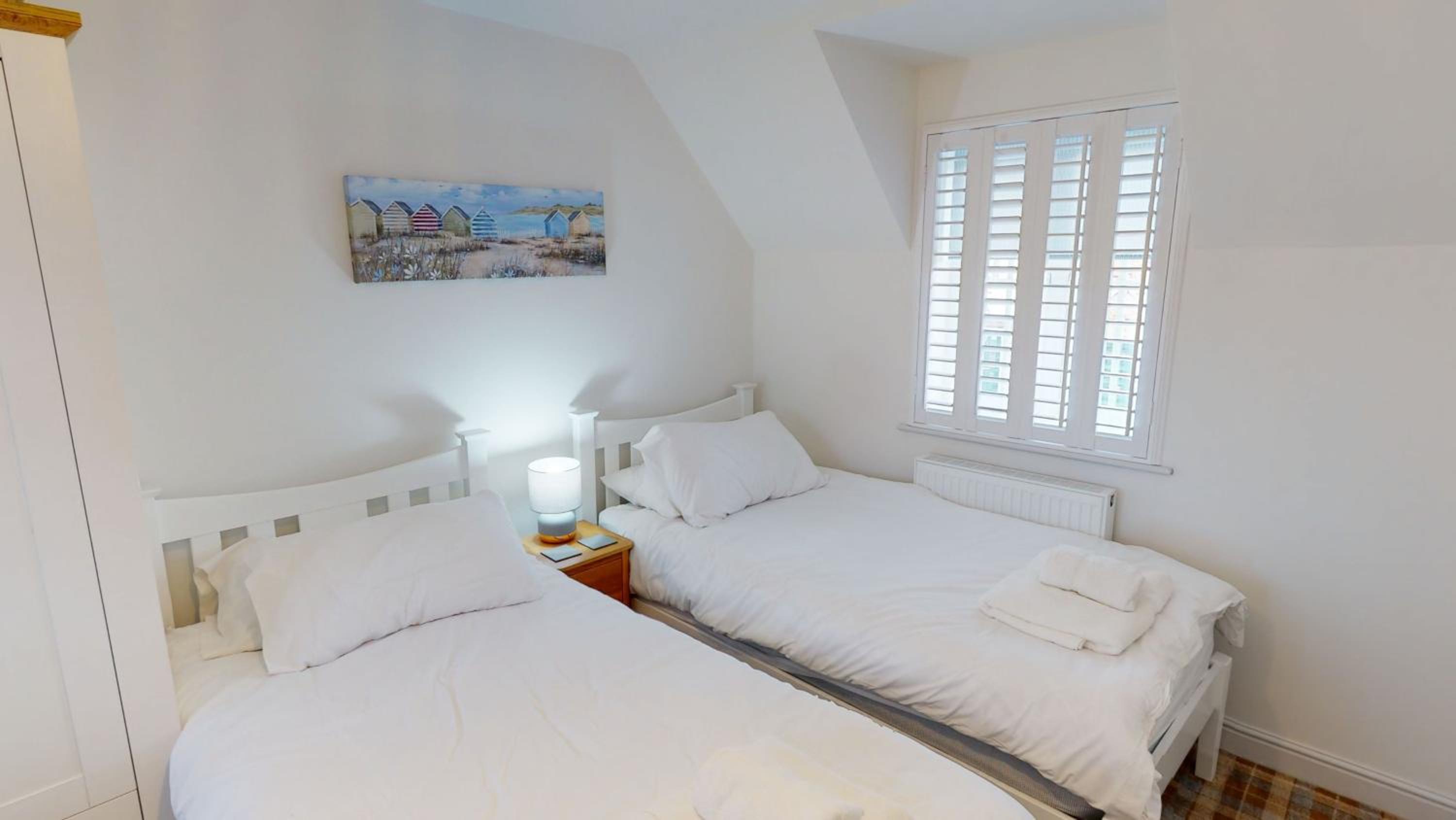 Aubergine Cottage - Part of the The Bay Filey Holiday Village with pool, gym and direct beach access, pub, restaurant, tennis and meadows walks