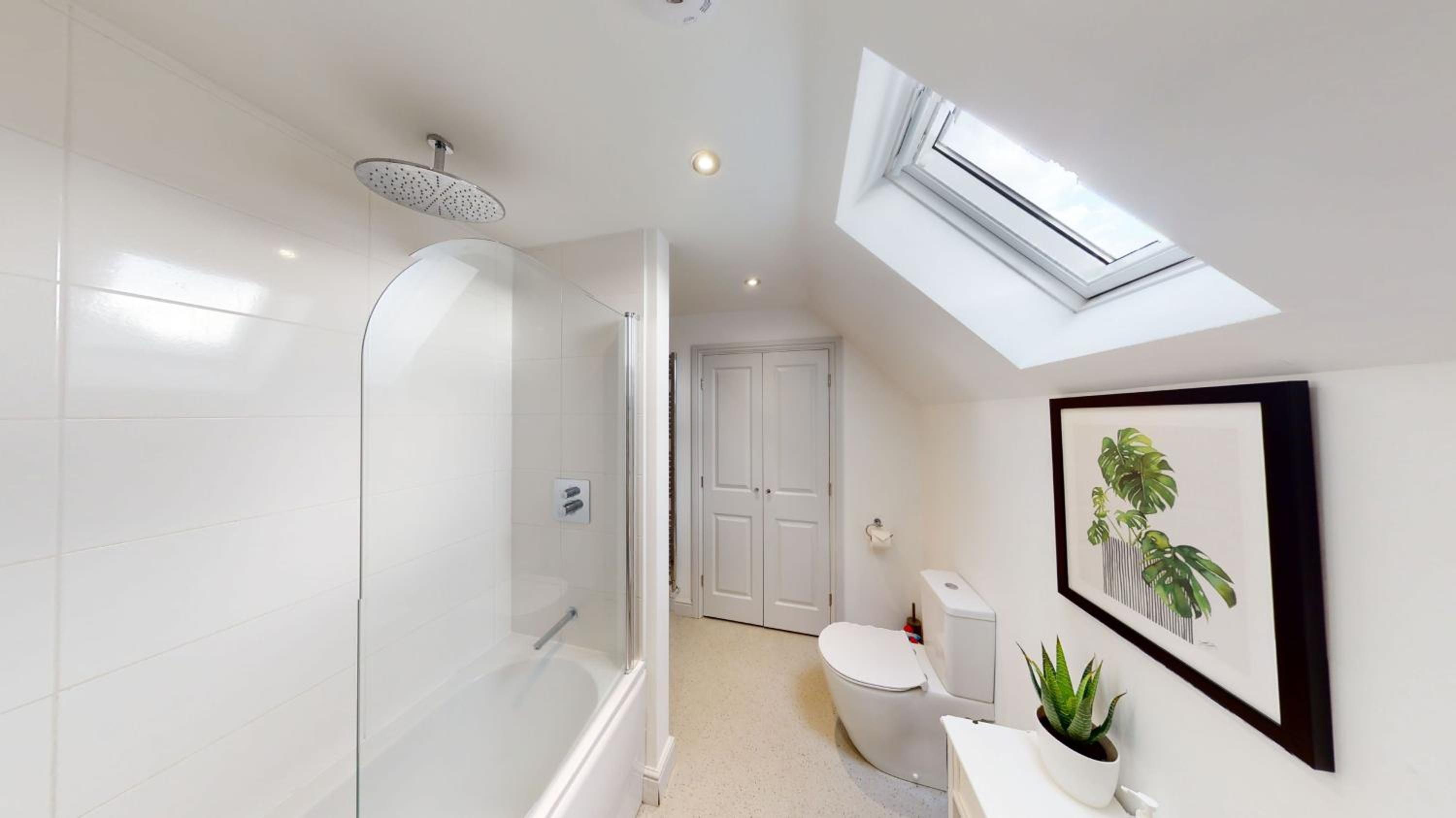 Aubergine Cottage - Part of the The Bay Filey Holiday Village with pool, gym and direct beach access, pub, restaurant, tennis and meadows walks