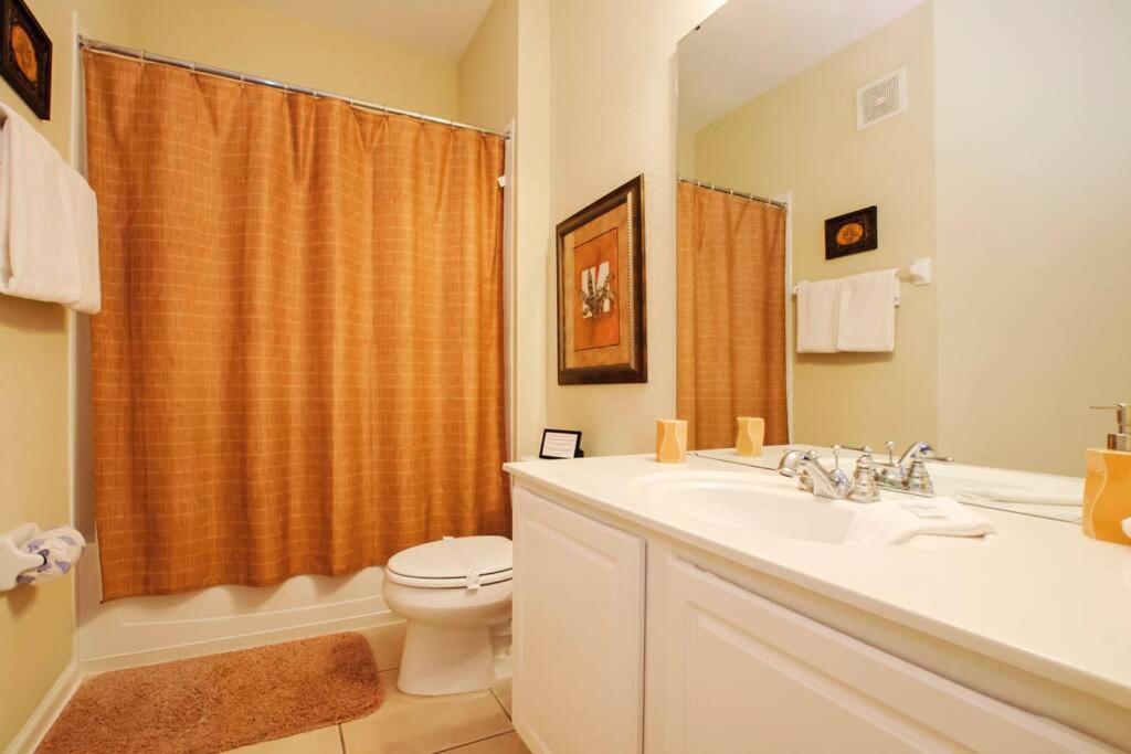 Luxury Lake View Condo-Vista Cay