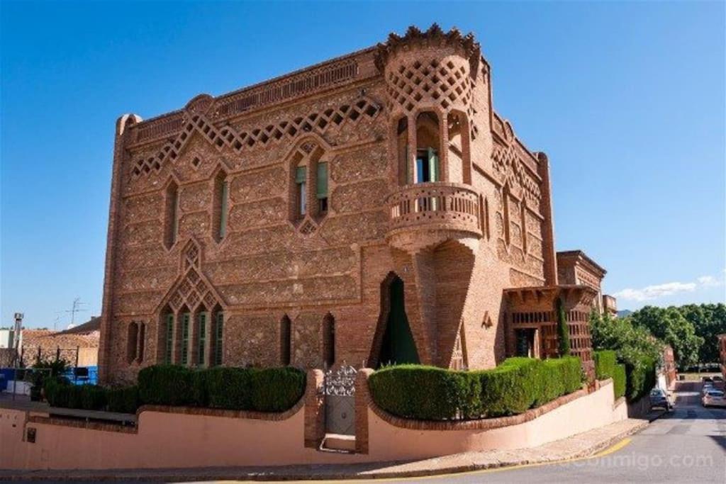 Babu Home Bcn - Welcoming, Peaceful, 20 min airport drive, Easy street parking, 70m2