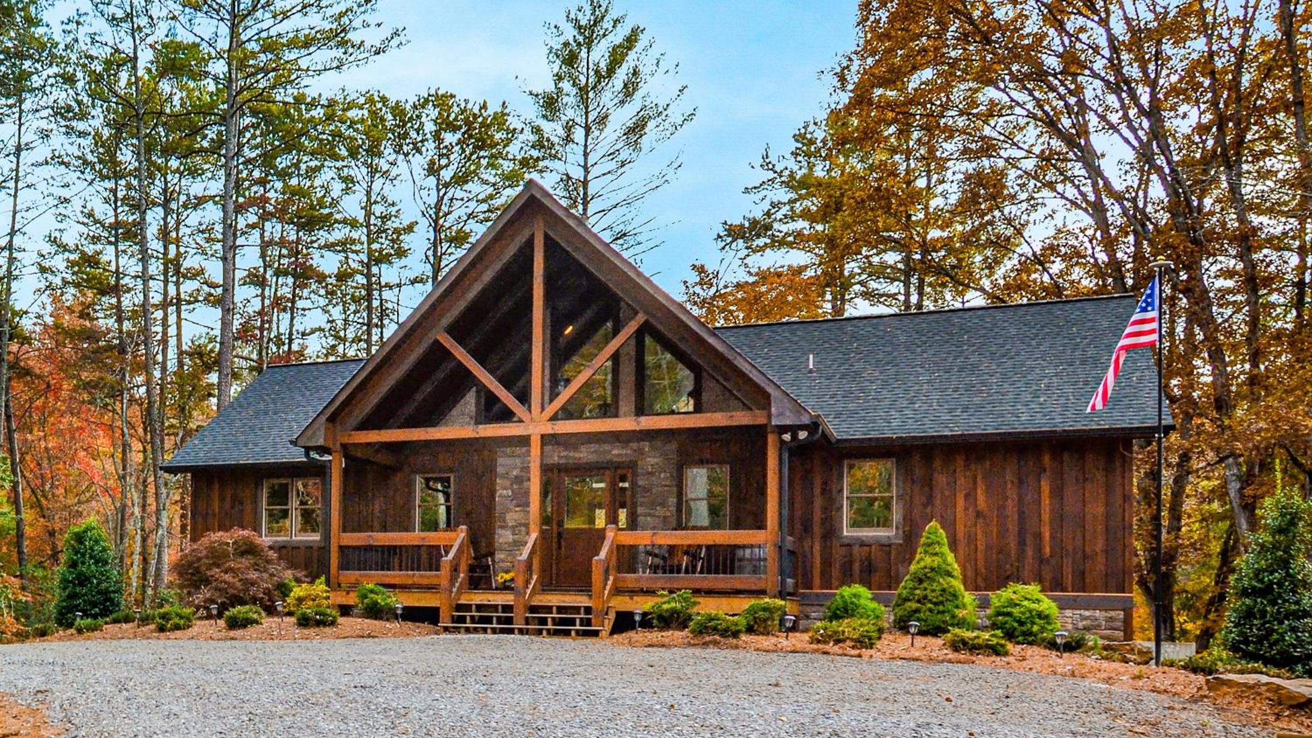 Hooch Holler Hideaway
