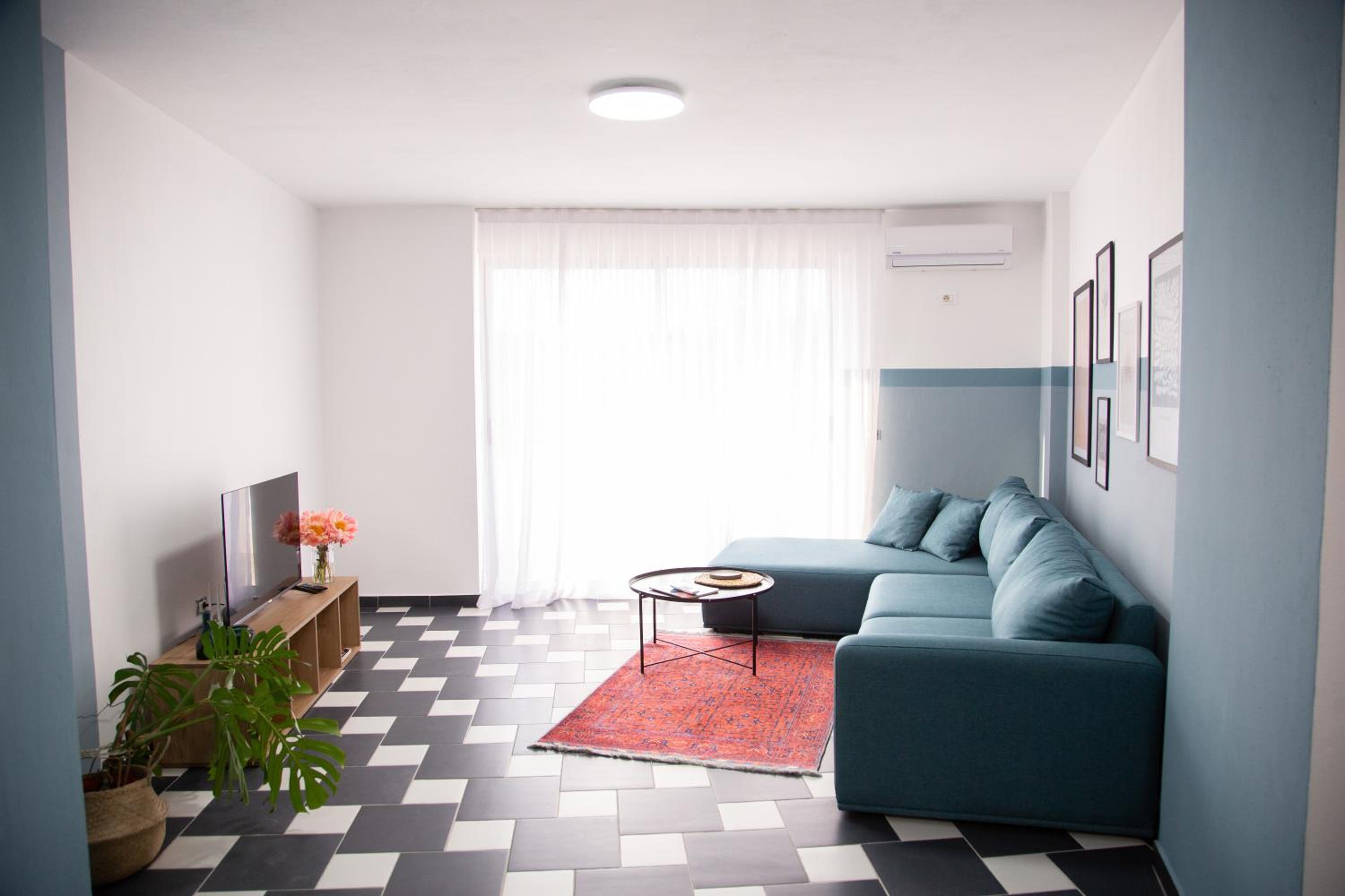 Lulu Suites - Blueberry
