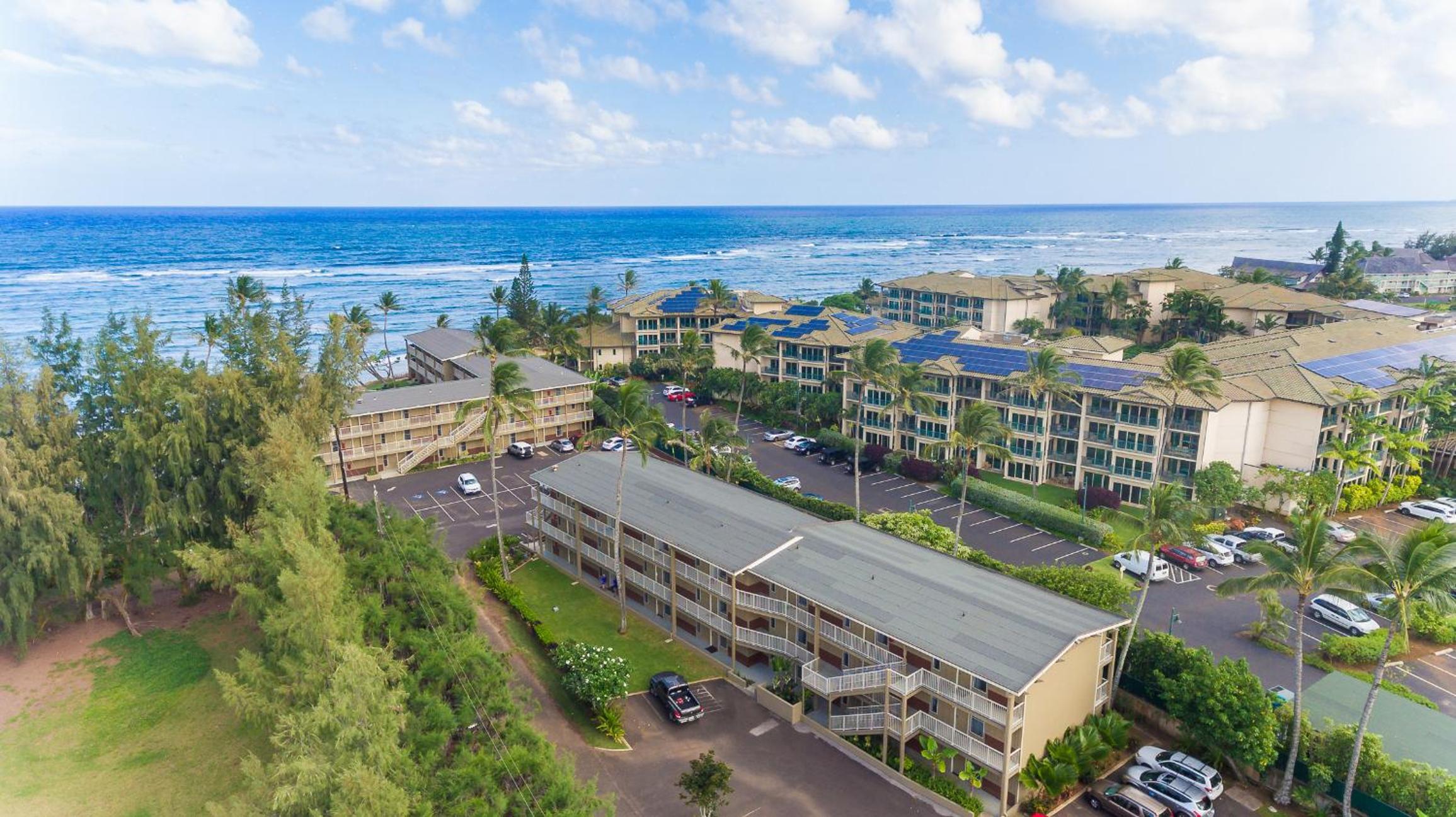 2 Bedroom Kapaa Condo with Pool and AC 115