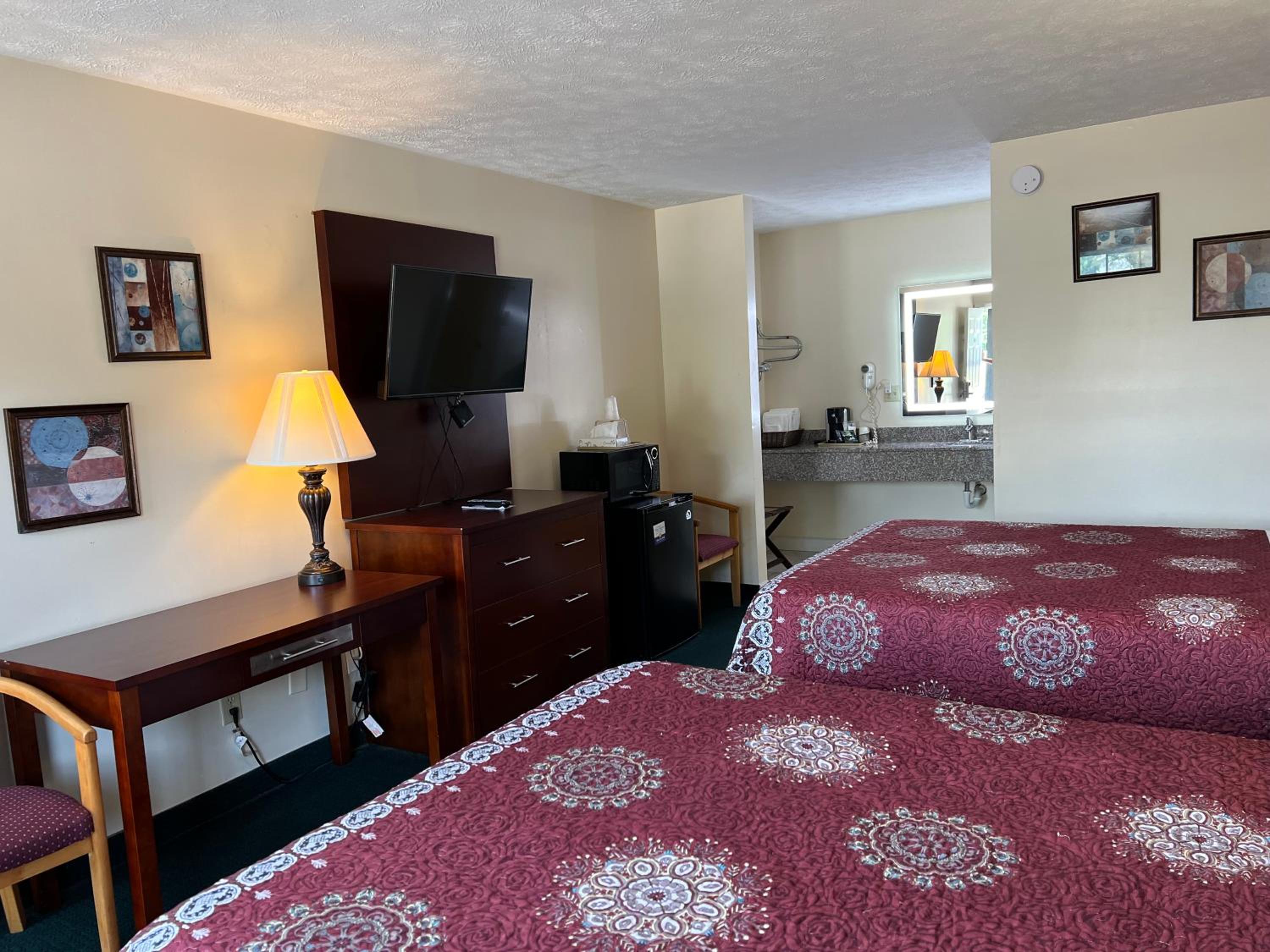 Surry Inn - Dobson - I-77 - Exit 93