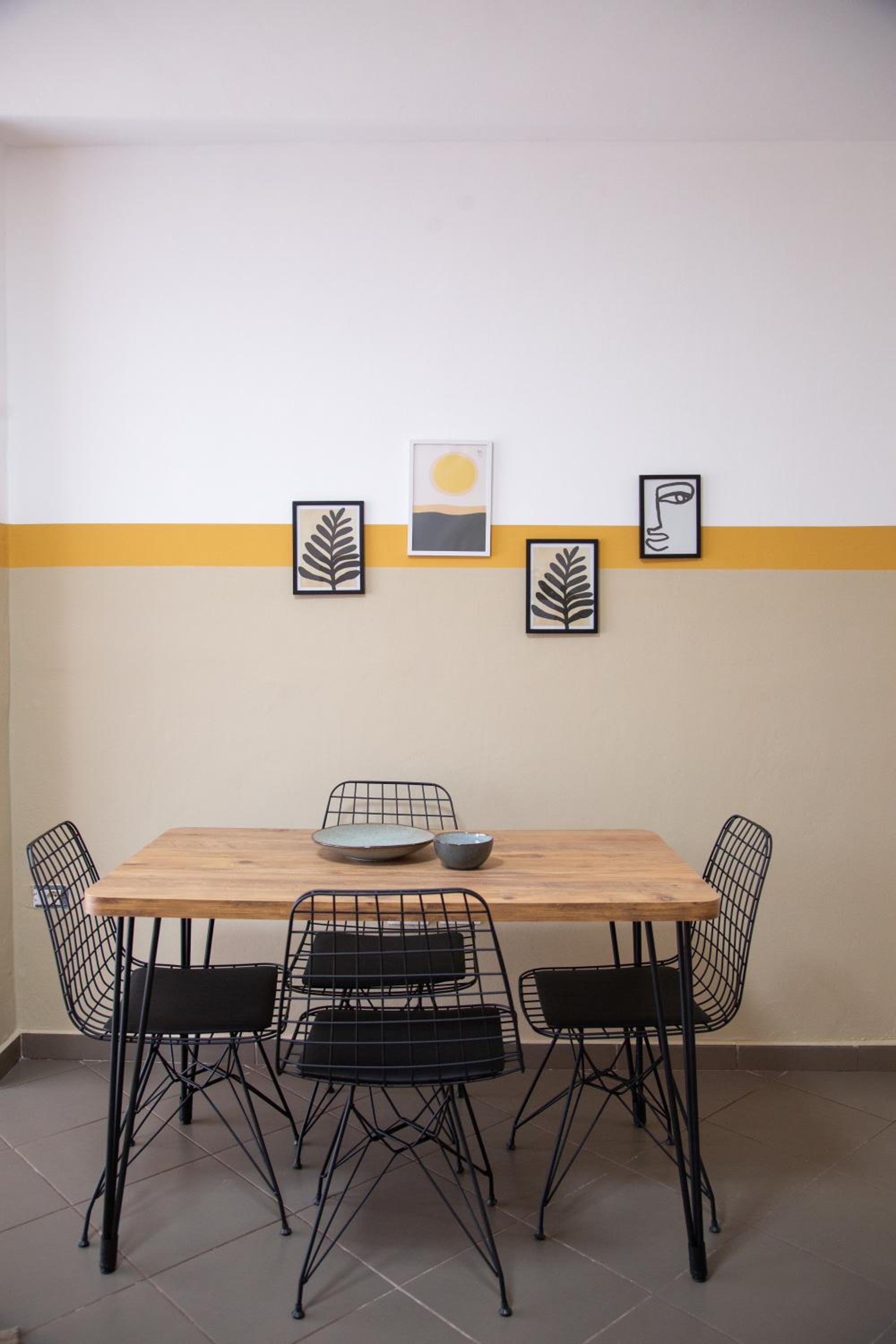 Lulu Suites - Sunflower