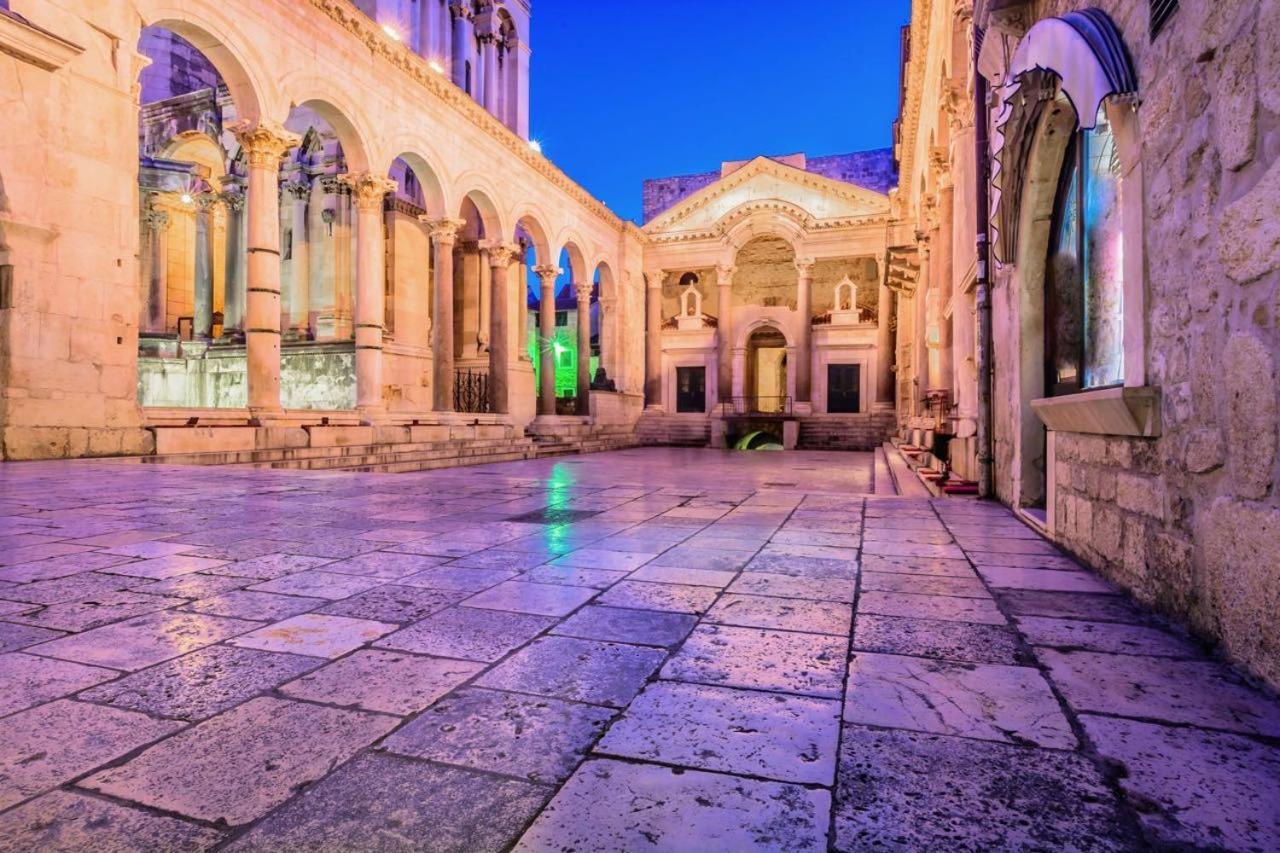 COMFY apartment with a dreamy terrace near the old city SPLIT view 5