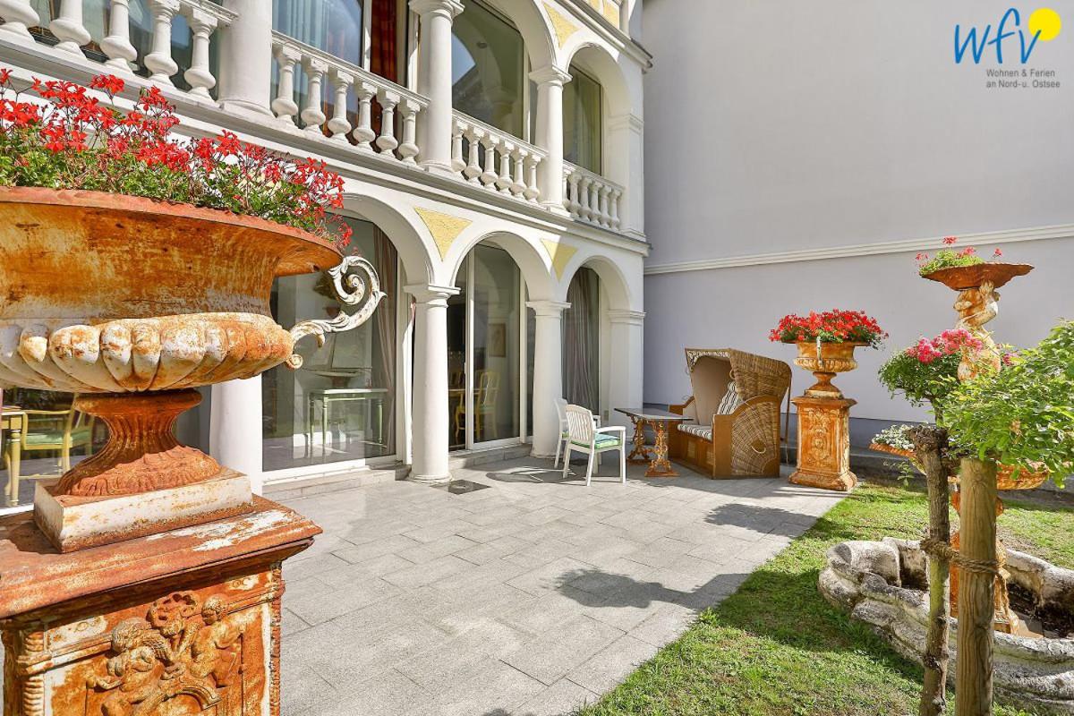 Villa Bella Rosa view 3