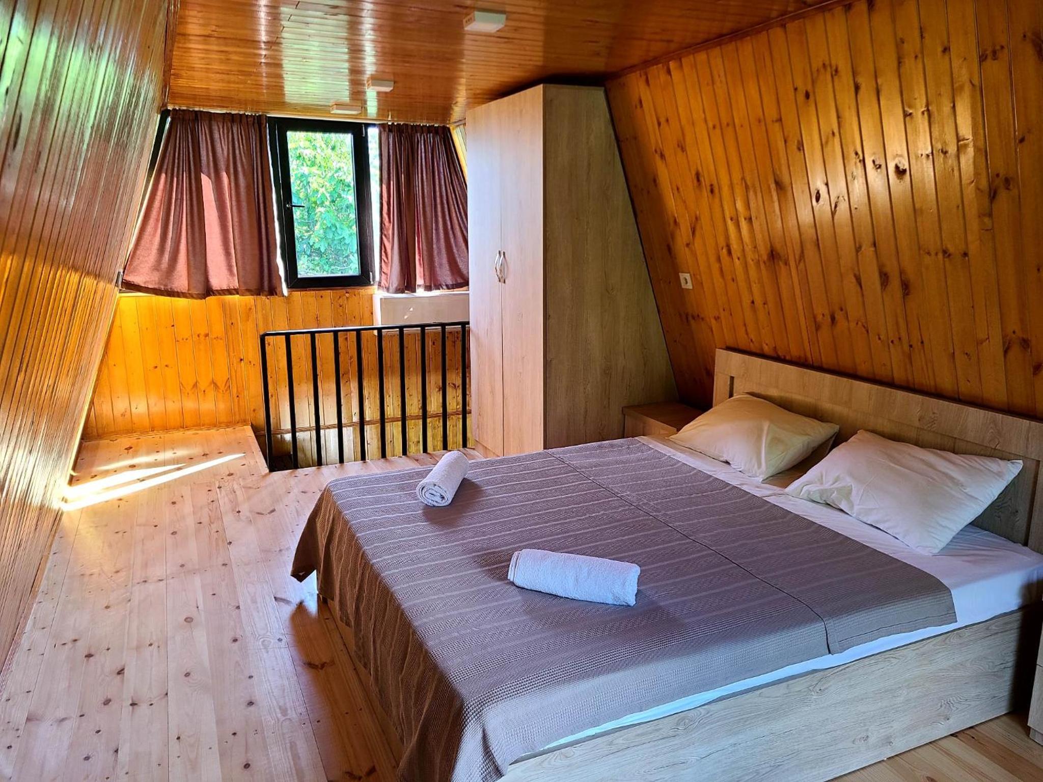 Diamond Cottages
